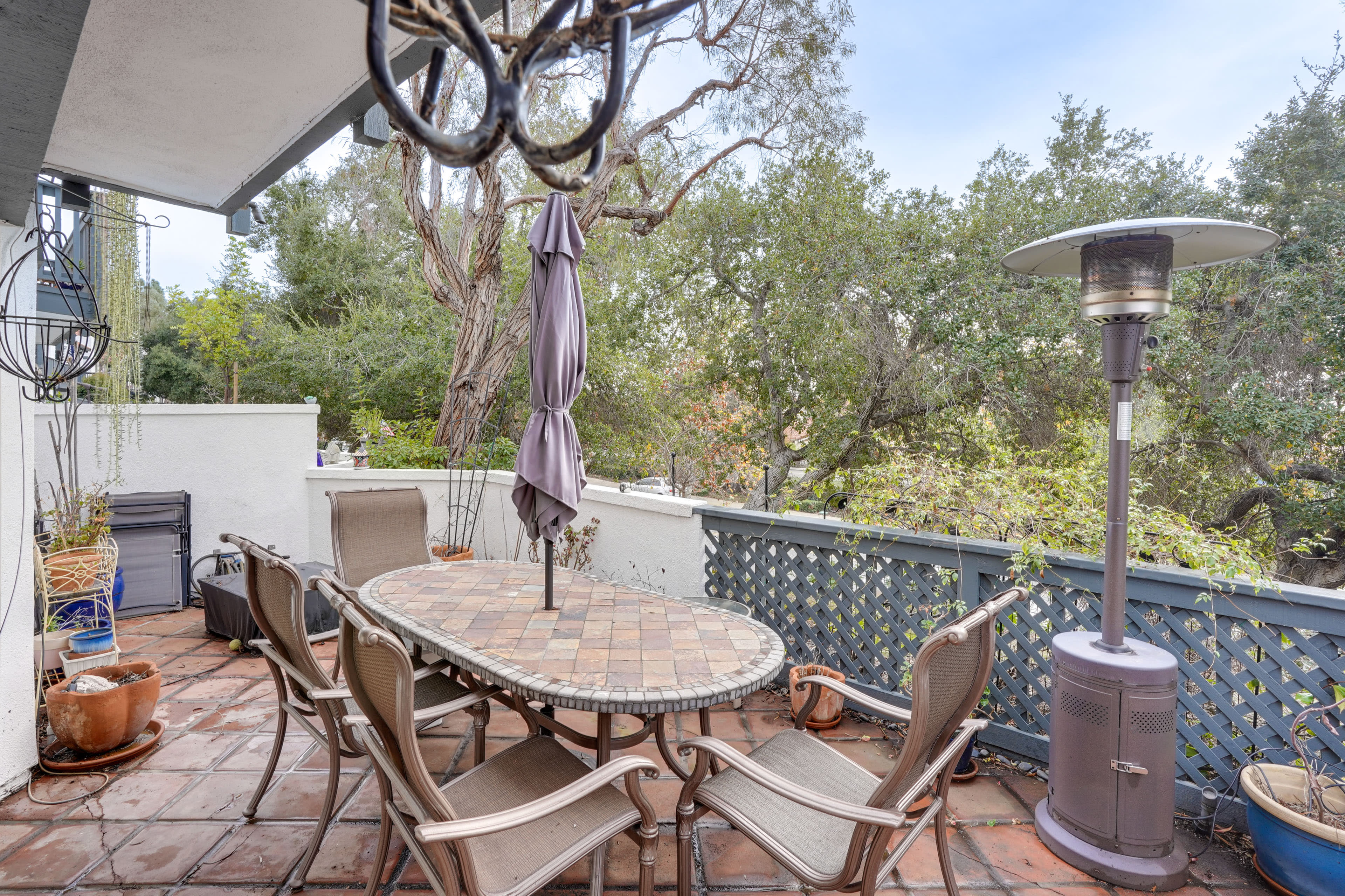 Private Patio | Outdoor Dining | Fire Pit | Patio Heater