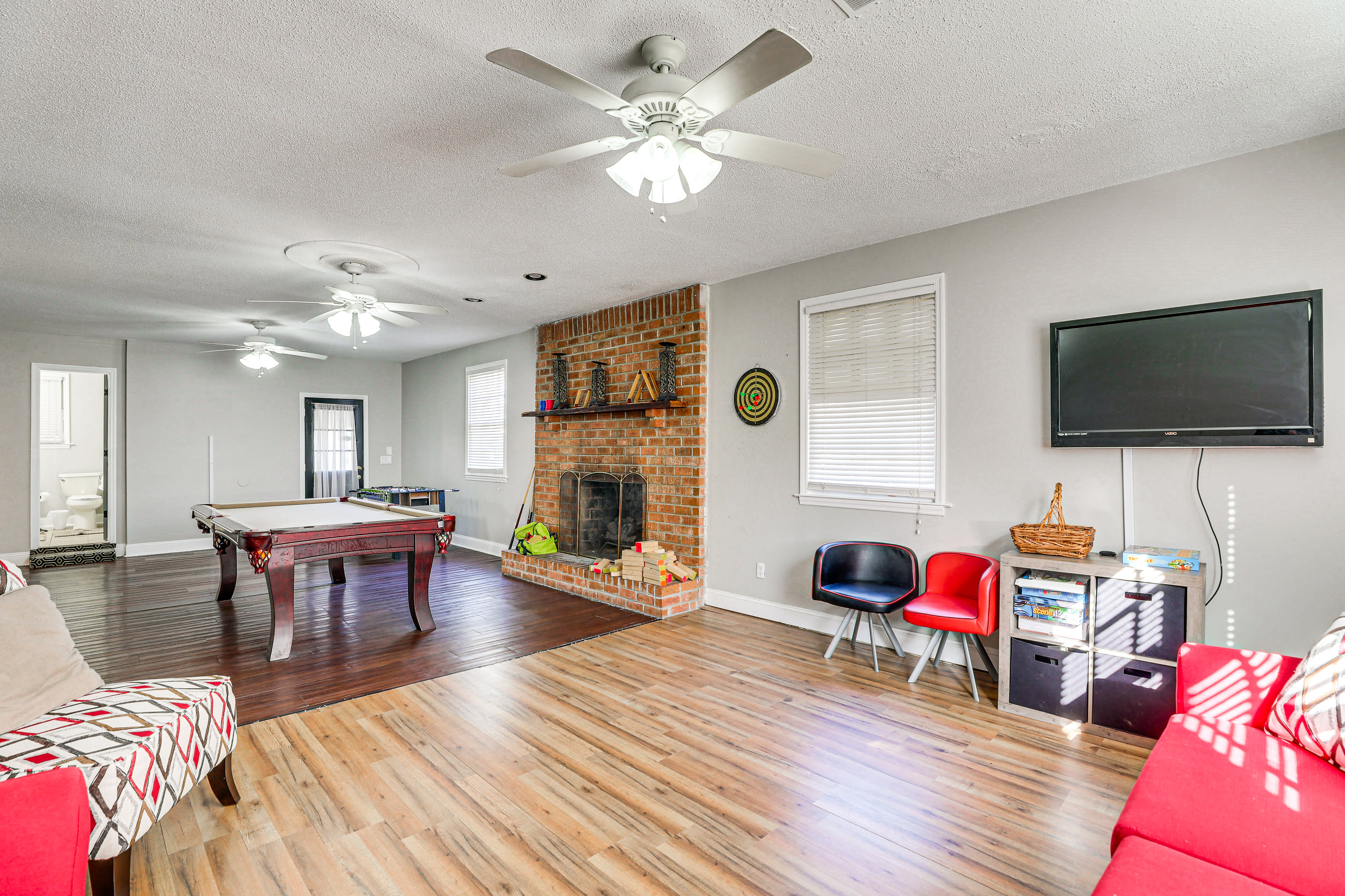 Game Room | Smart TV | Fireplace | Pool Table | Dartboard (No Foosball Table)