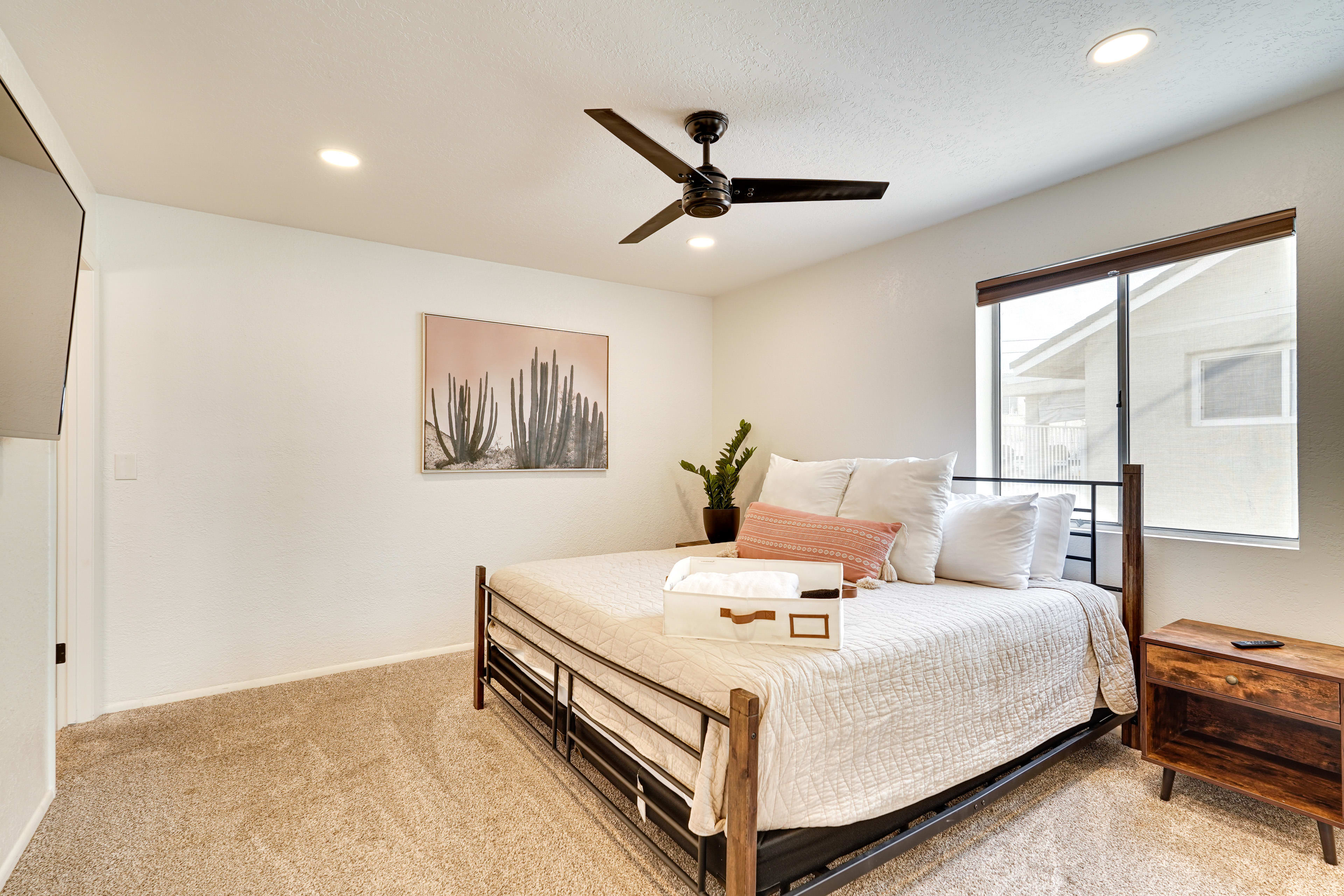 Bedroom 1 | King Bed | Smart TV | Linens Provided | En-Suite Bathroom