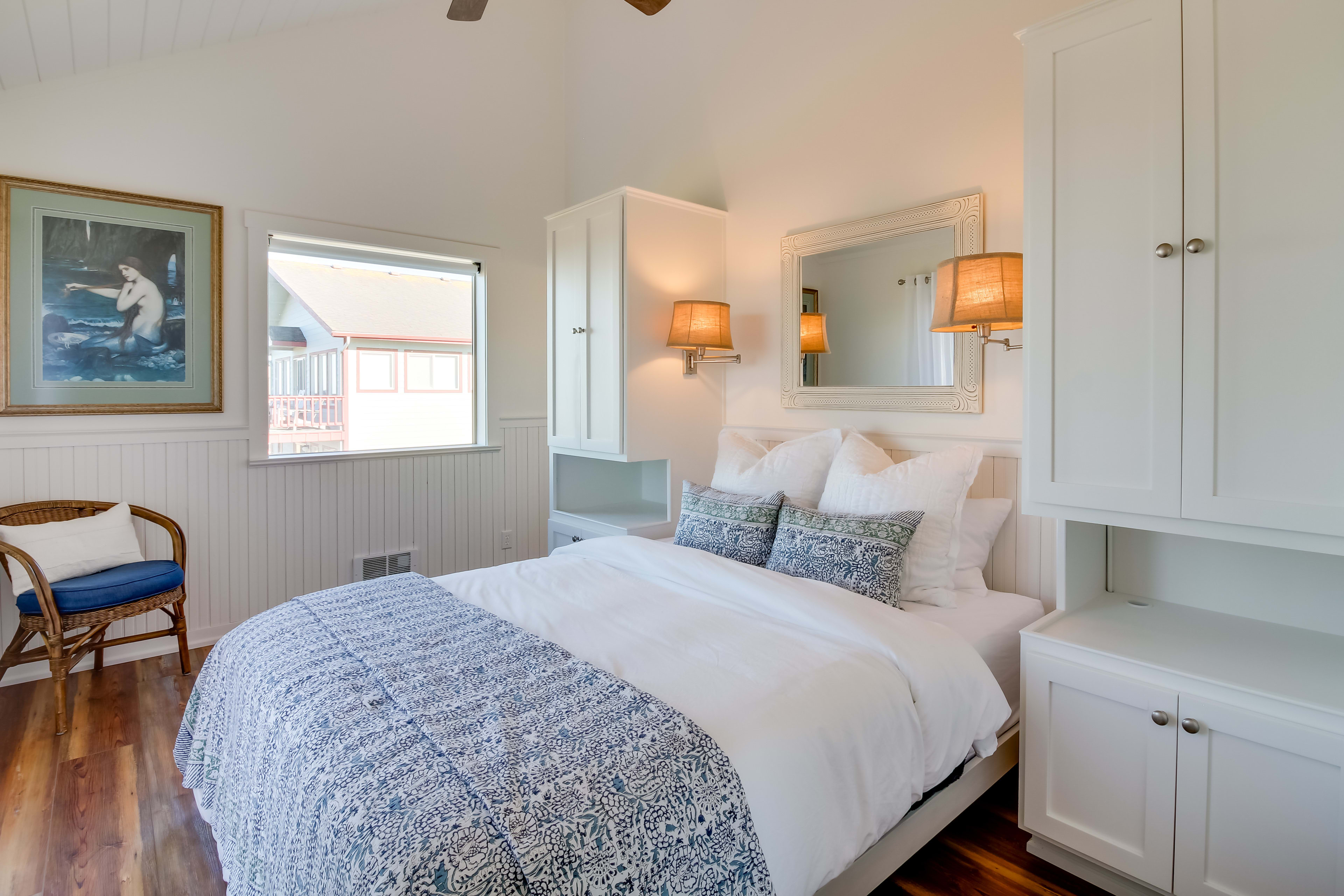 Bedroom 1 | Queen Bed | Linens Provided | En-Suite Balcony