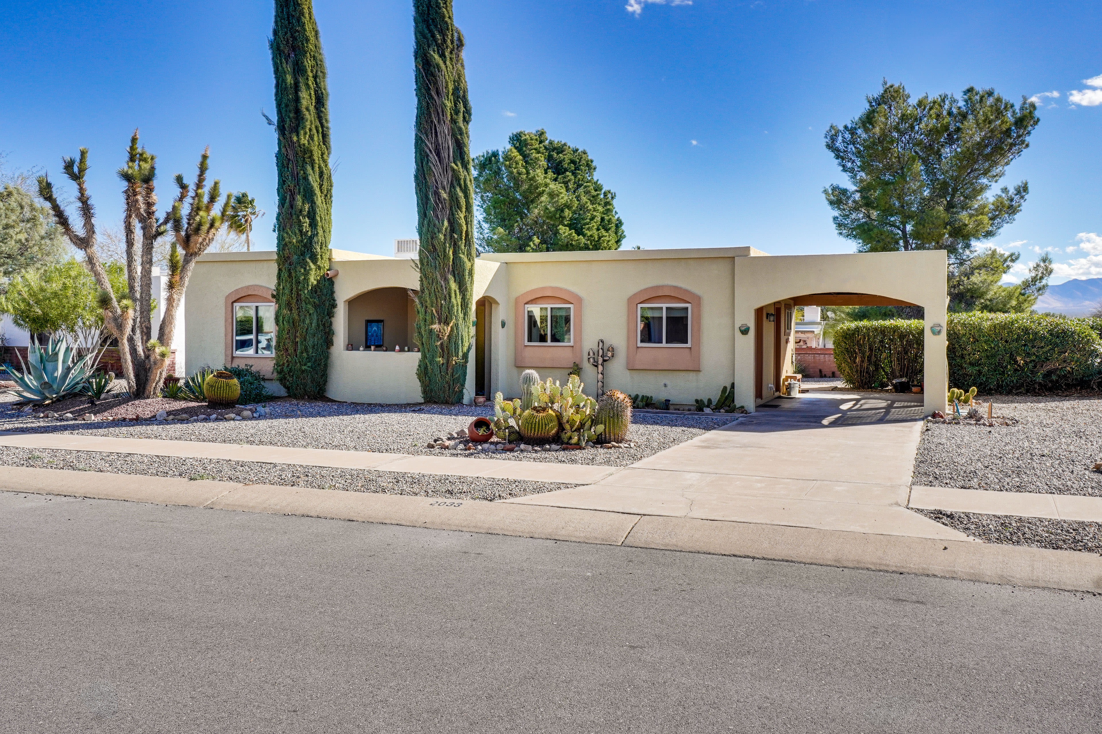 Home Exterior | Expansive Mountain Views