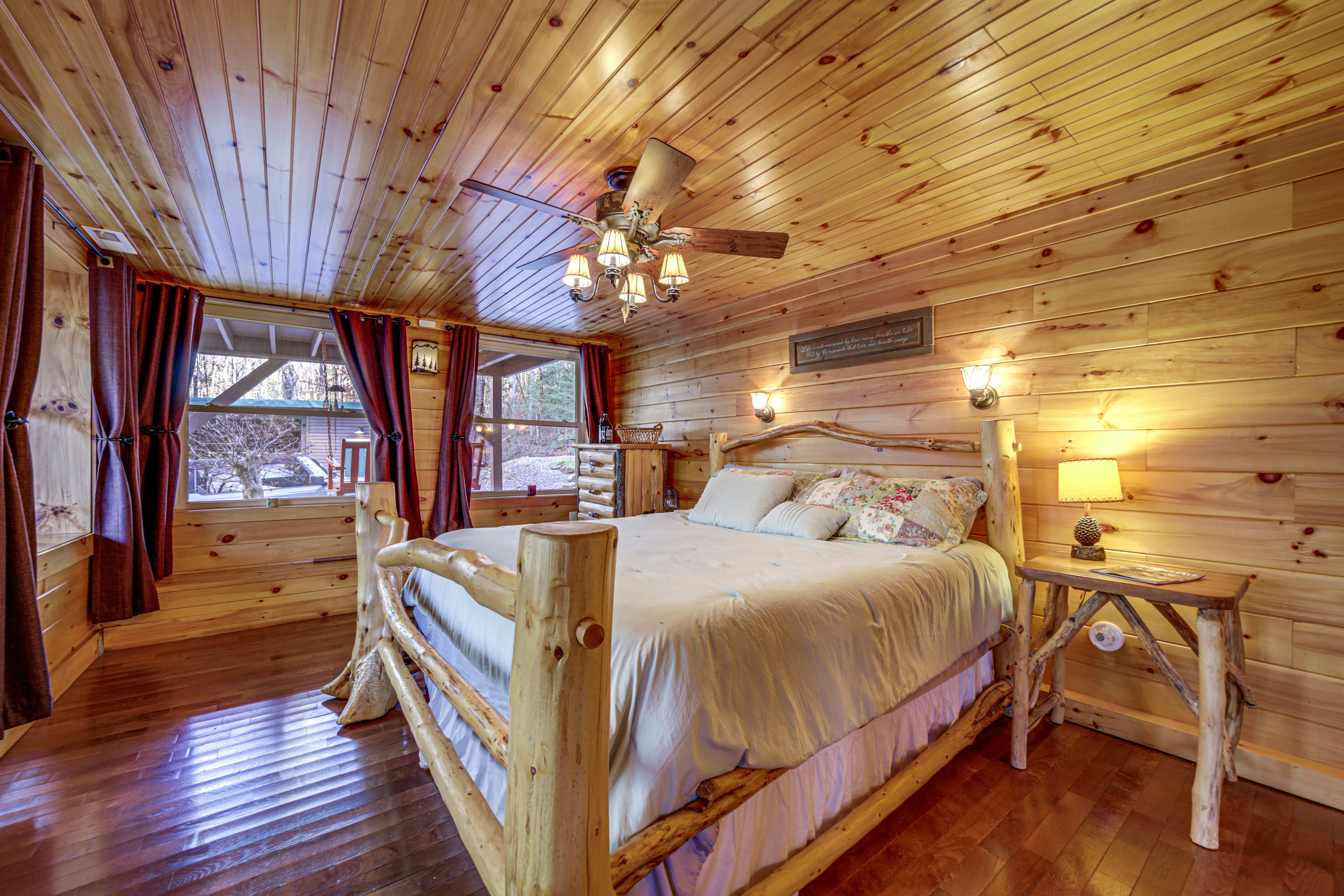 Bedroom 1 | Lower Level | King Bed | Linens Provided