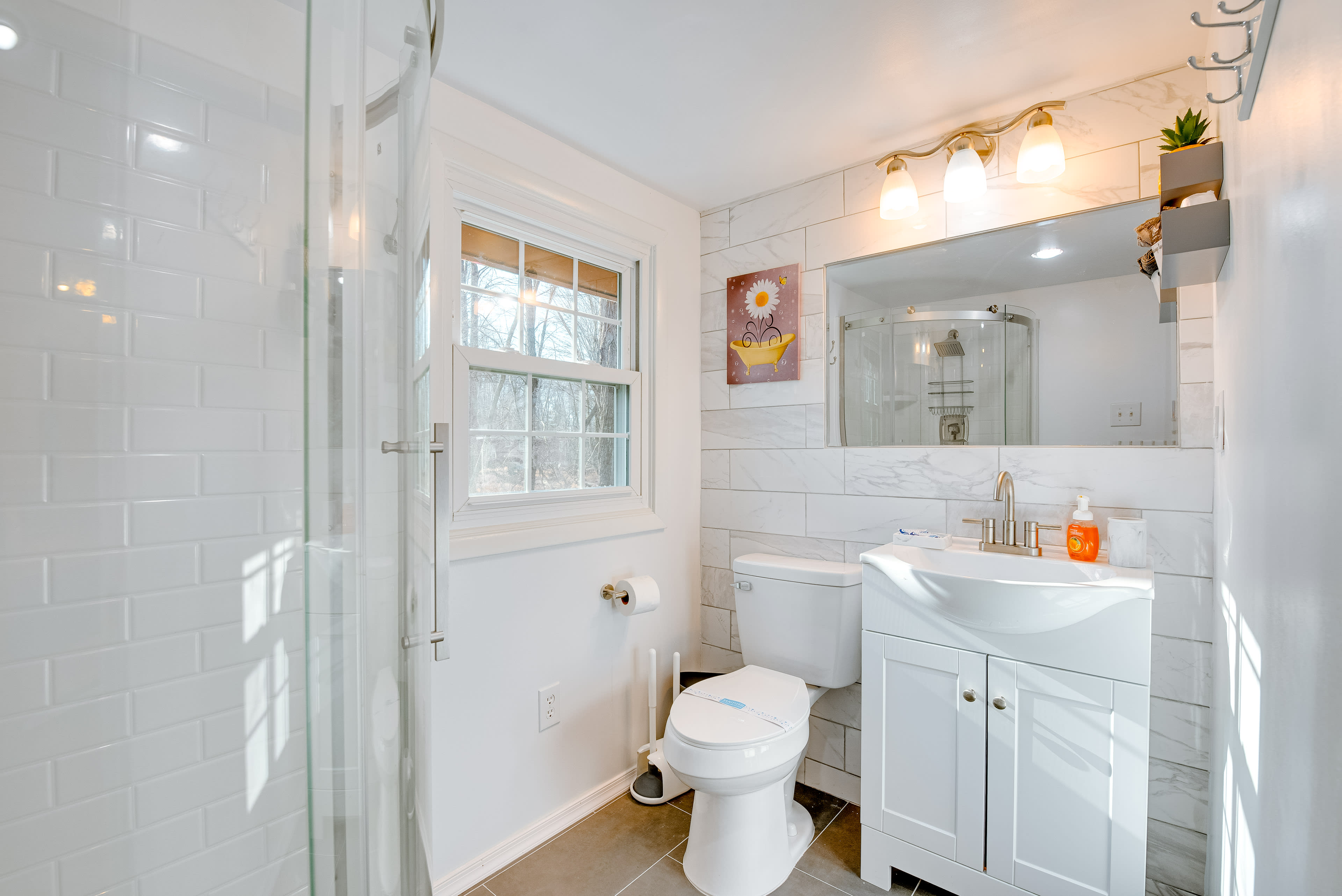En-Suite Bathroom | Complimentary Toiletries | Hair Dryer | Towels