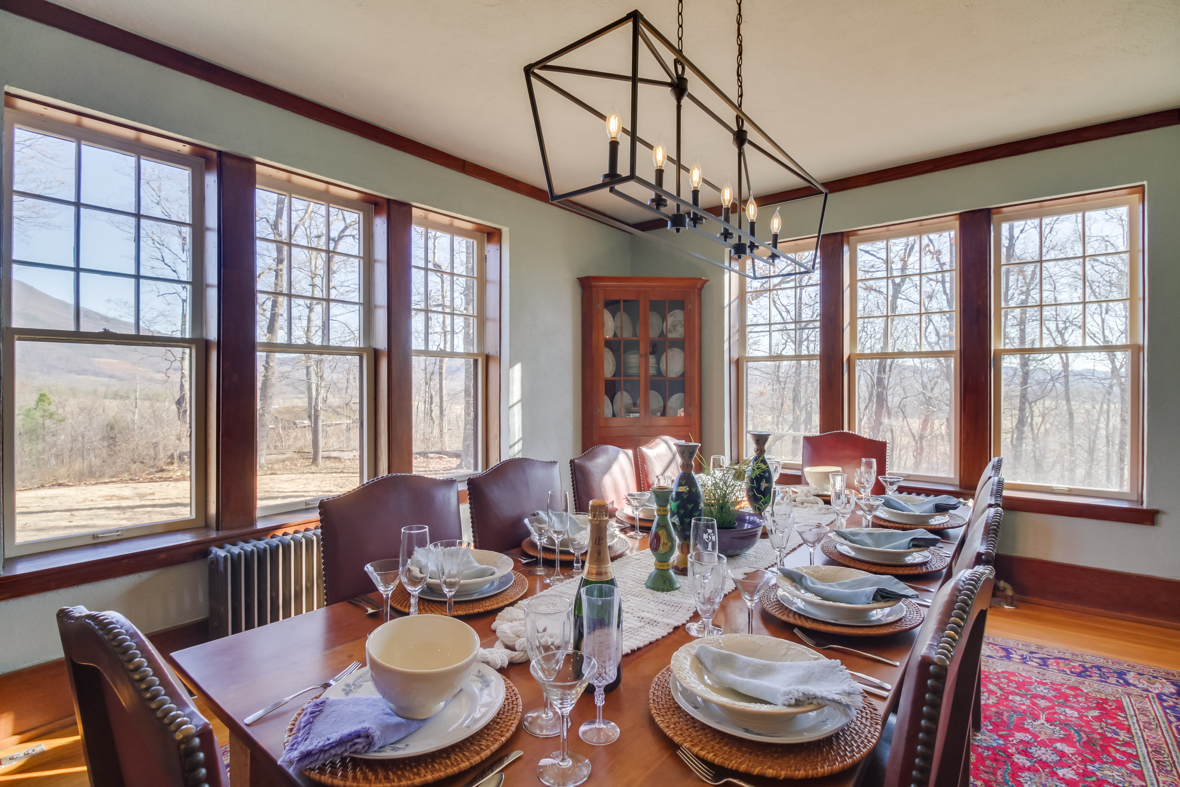 Formal Dining Area | Mountain Views | Screened-In Porch | Outdoor Dining Area