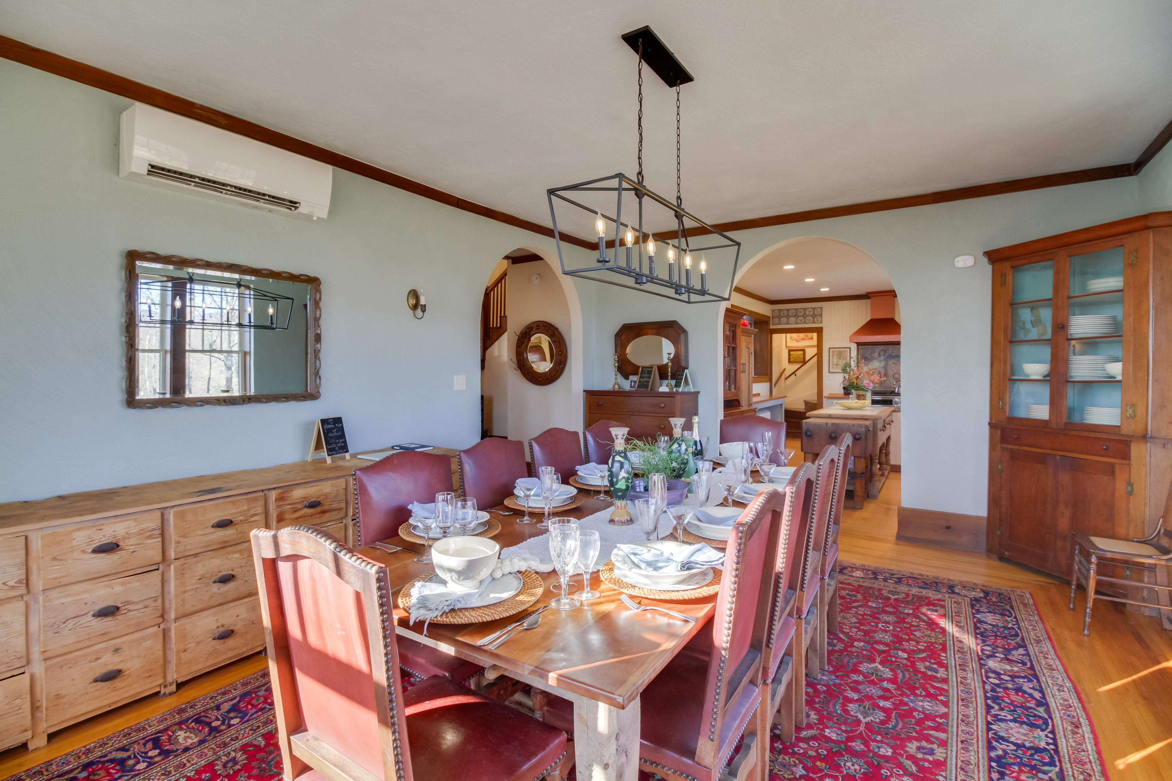 Formal Dining Area | Dishware/Flatware Provided | Central Air Conditioning/Heat