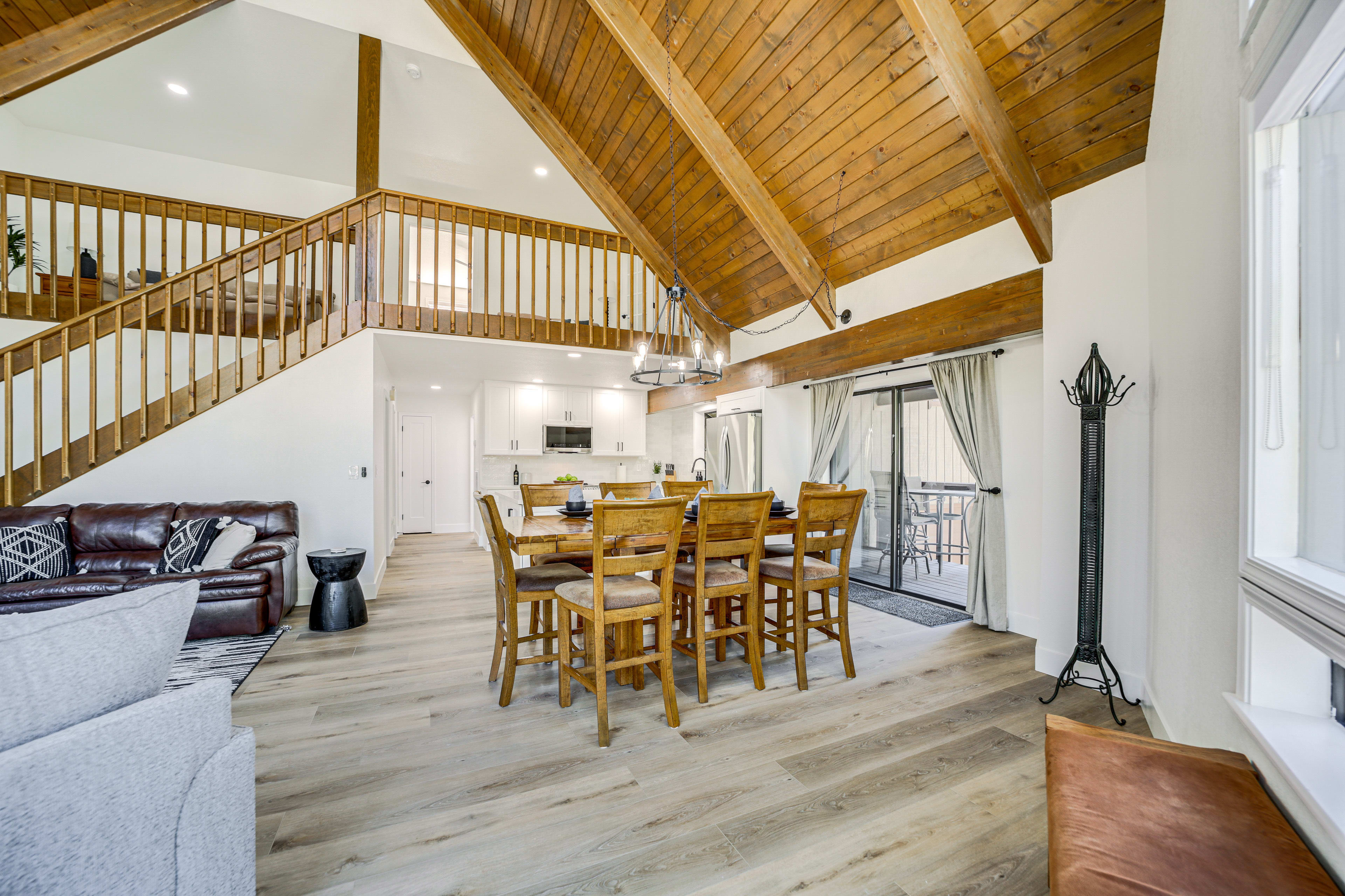 Dining Area | 1st Floor | Dishware & Flatware