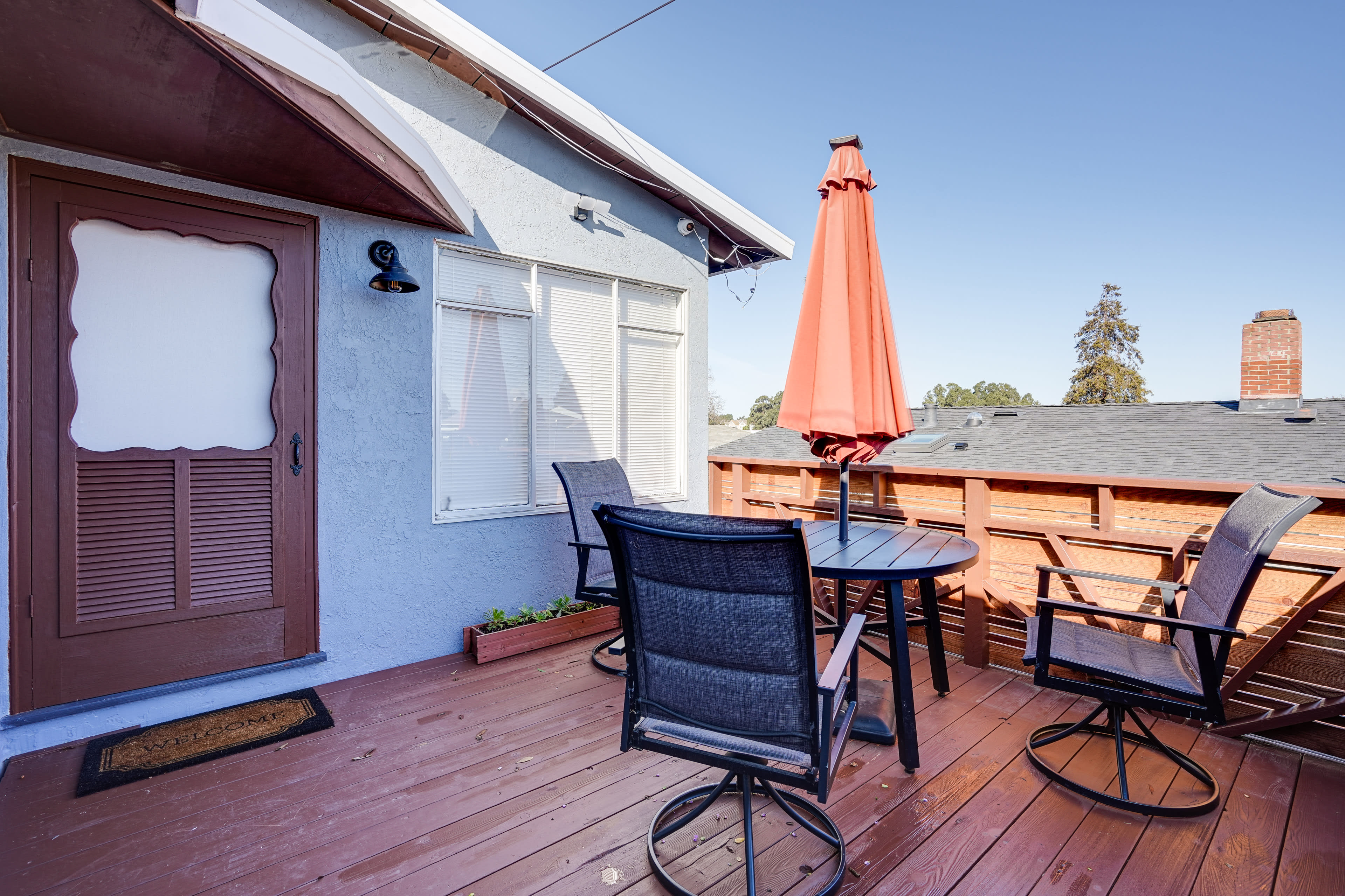 House Exterior | Single-Story Home | Outdoor Dining Area