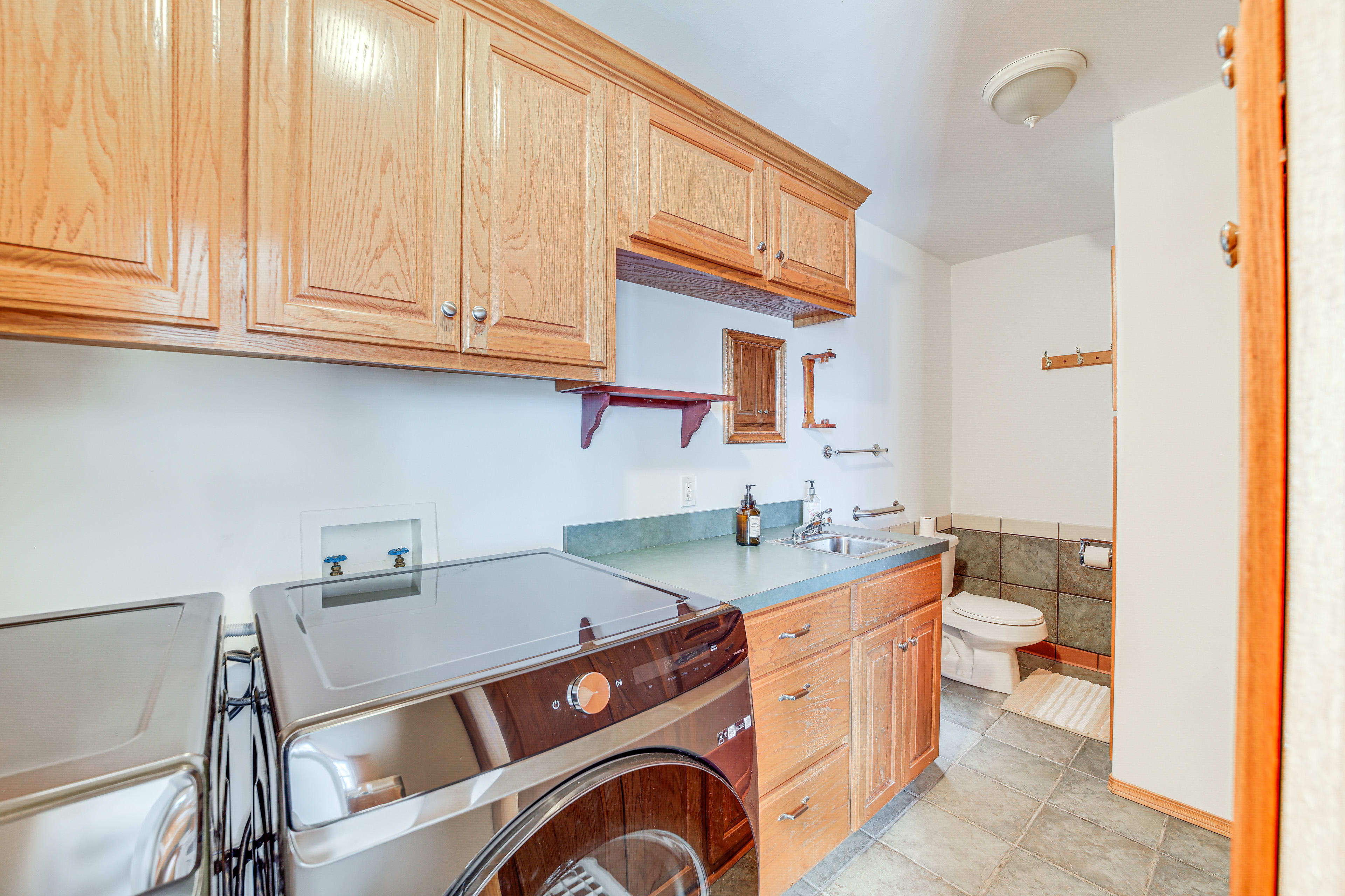 Half Bathroom | Washer & Dryer