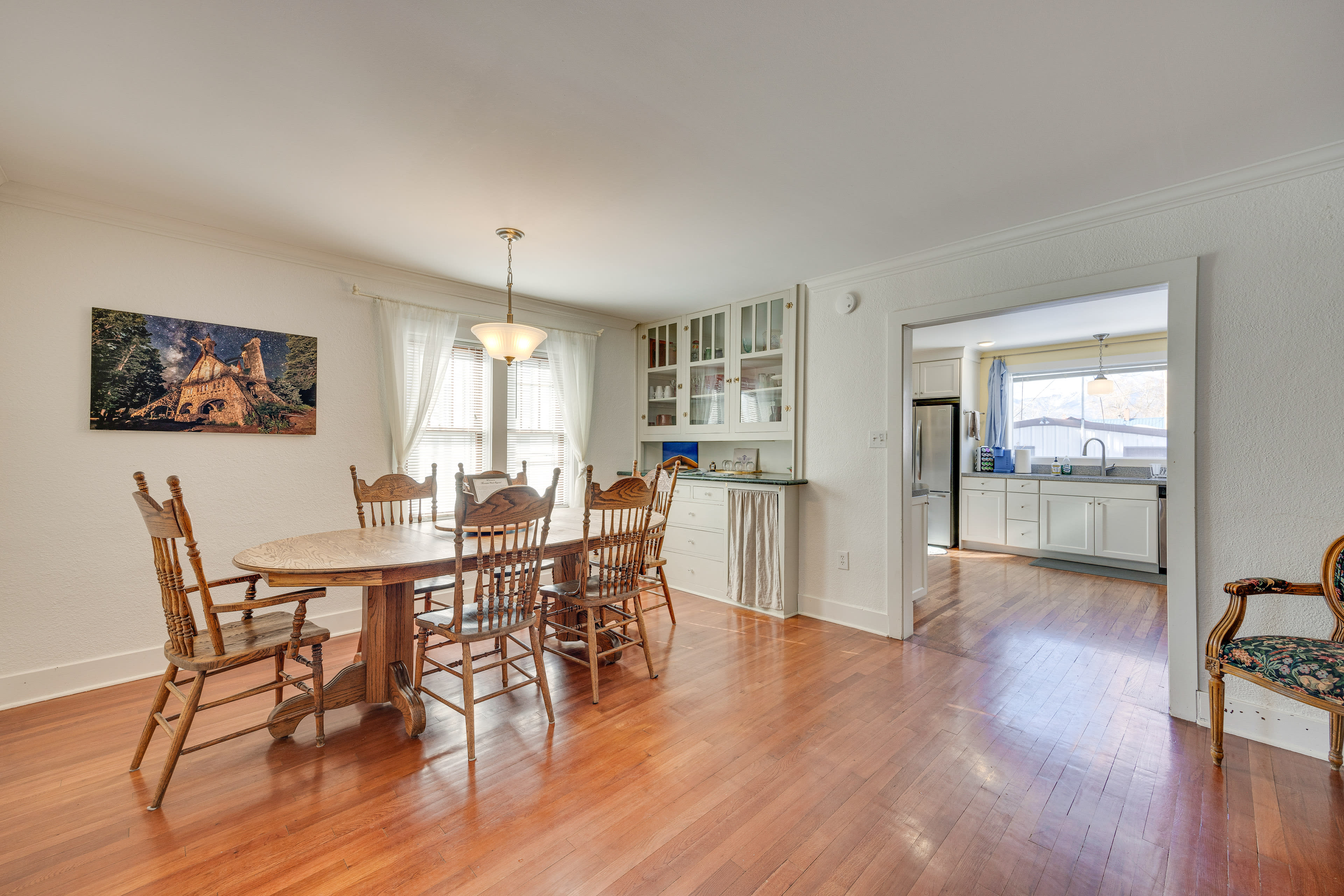 Dining Room | Dishware & Flatware