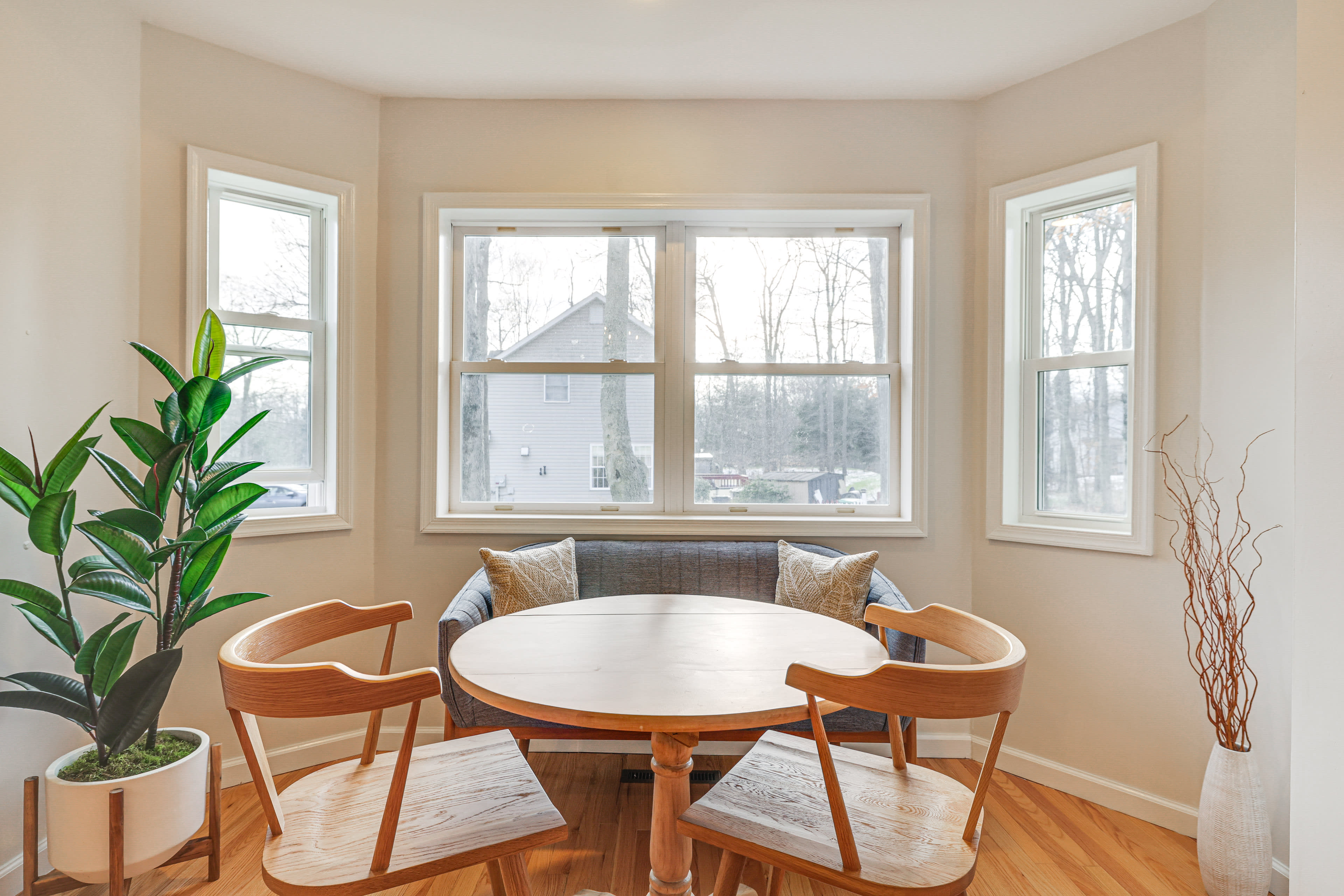 Dining Nook | 1st Floor