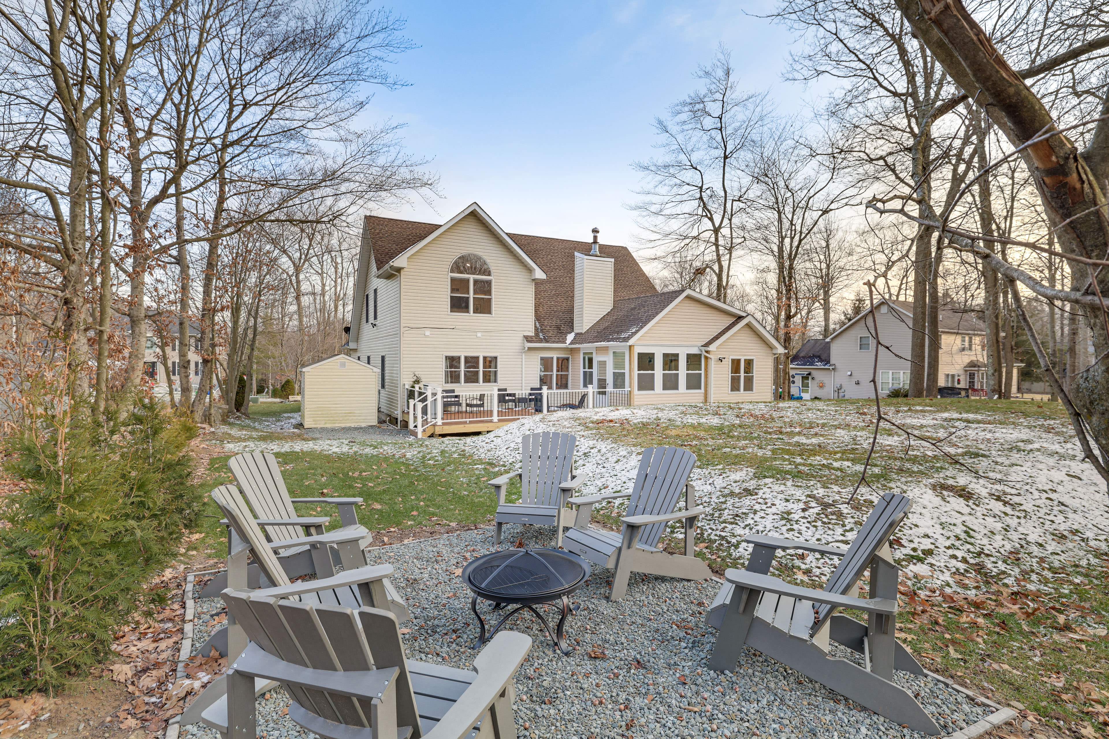 Tobyhanna Vacation Rental | 4BR | 2.5BA | Stairs Required | 2,412 Sq Ft