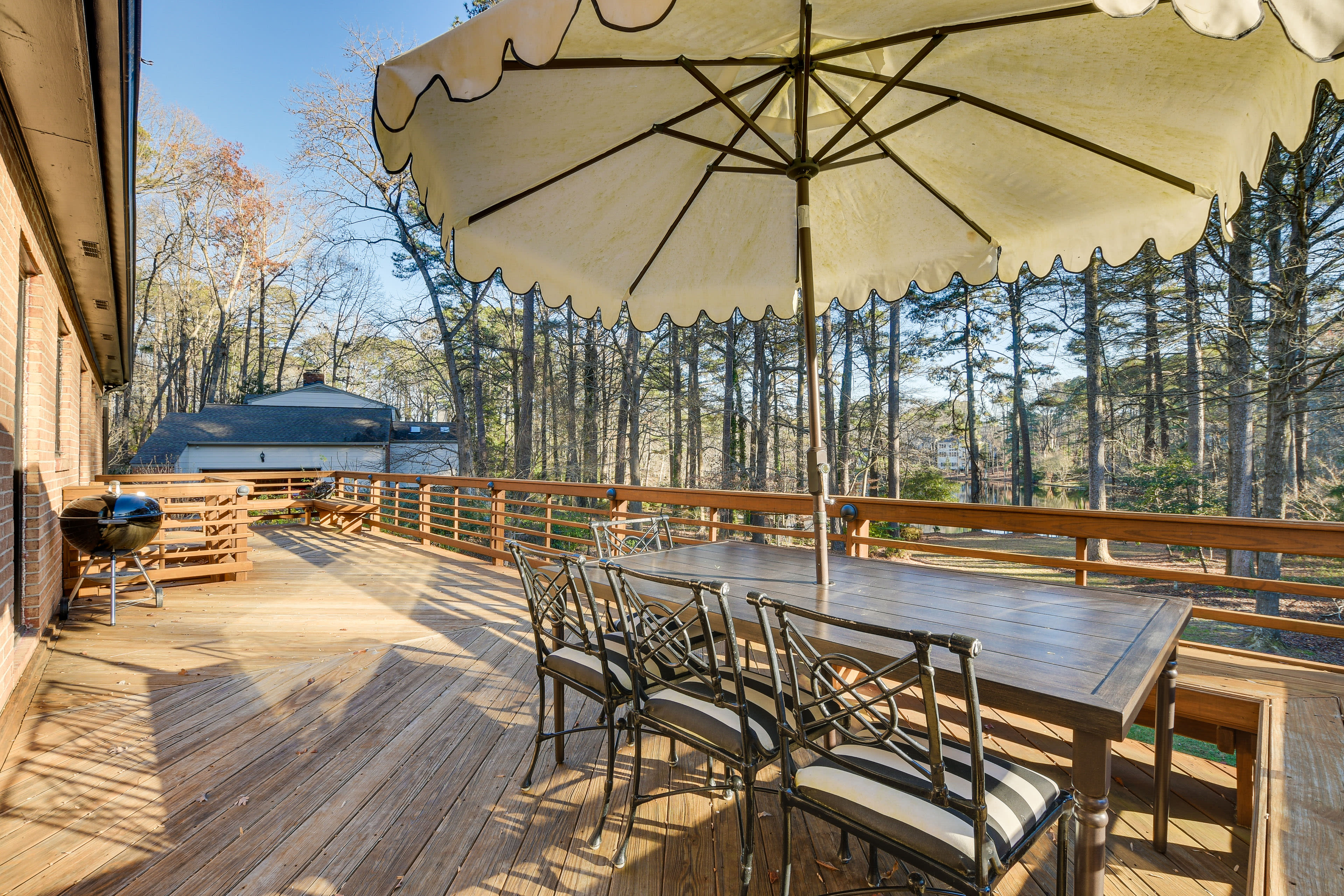 Deck | Dining Area | Charcoal Grill