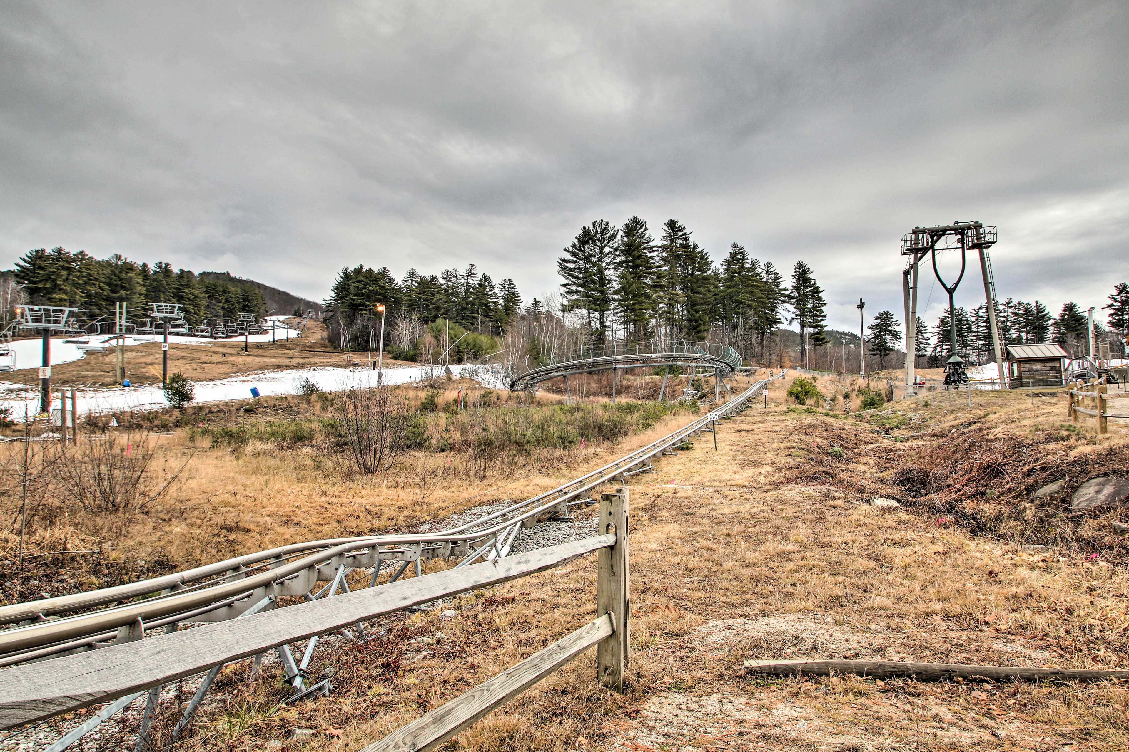 Surrounding Area | Coaster & Trampoline