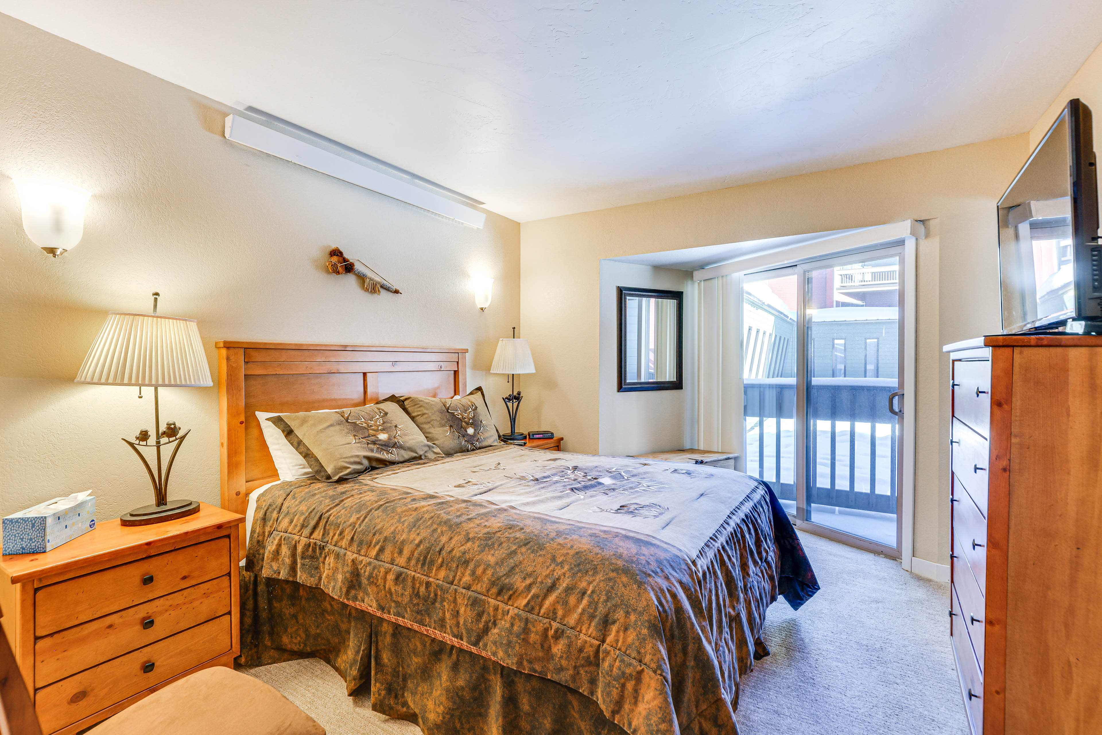 Bedroom 1 | Queen Bed | Linens Provided | Private Patio | En-Suite