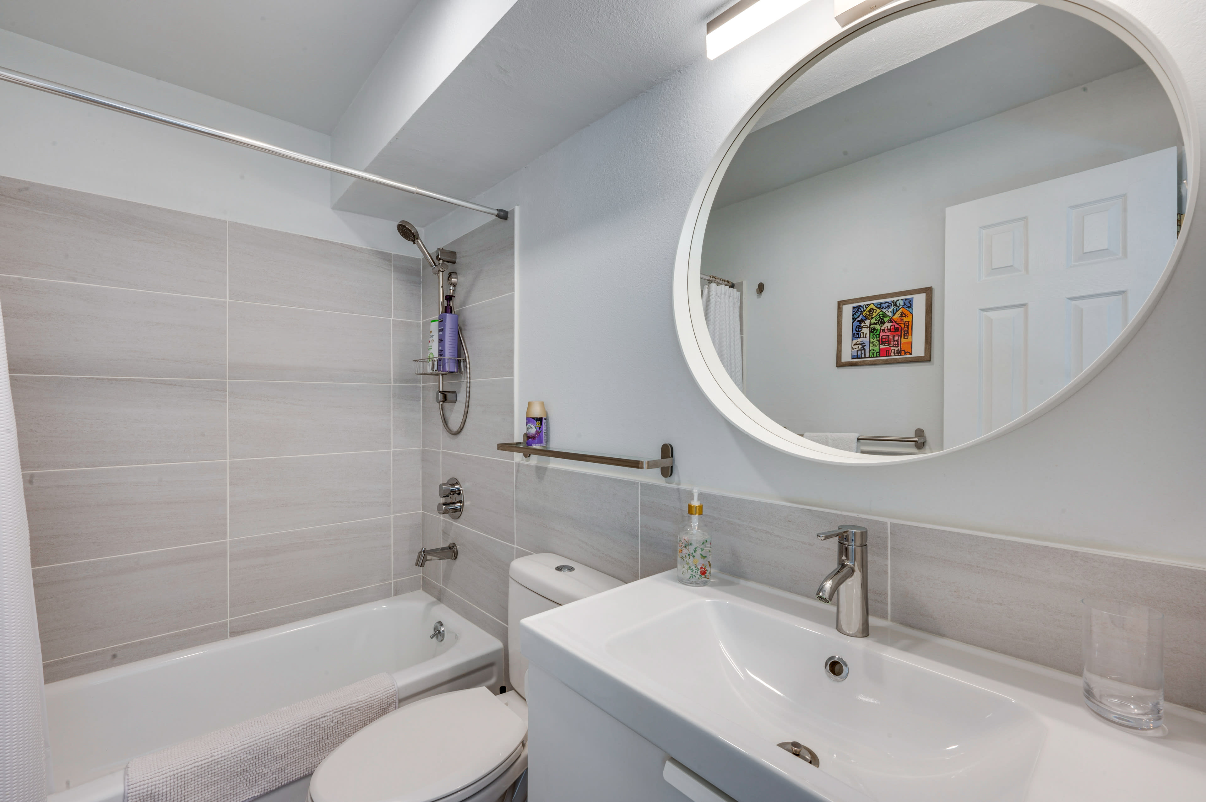 En-Suite Bathroom | Complimentary Toiletries