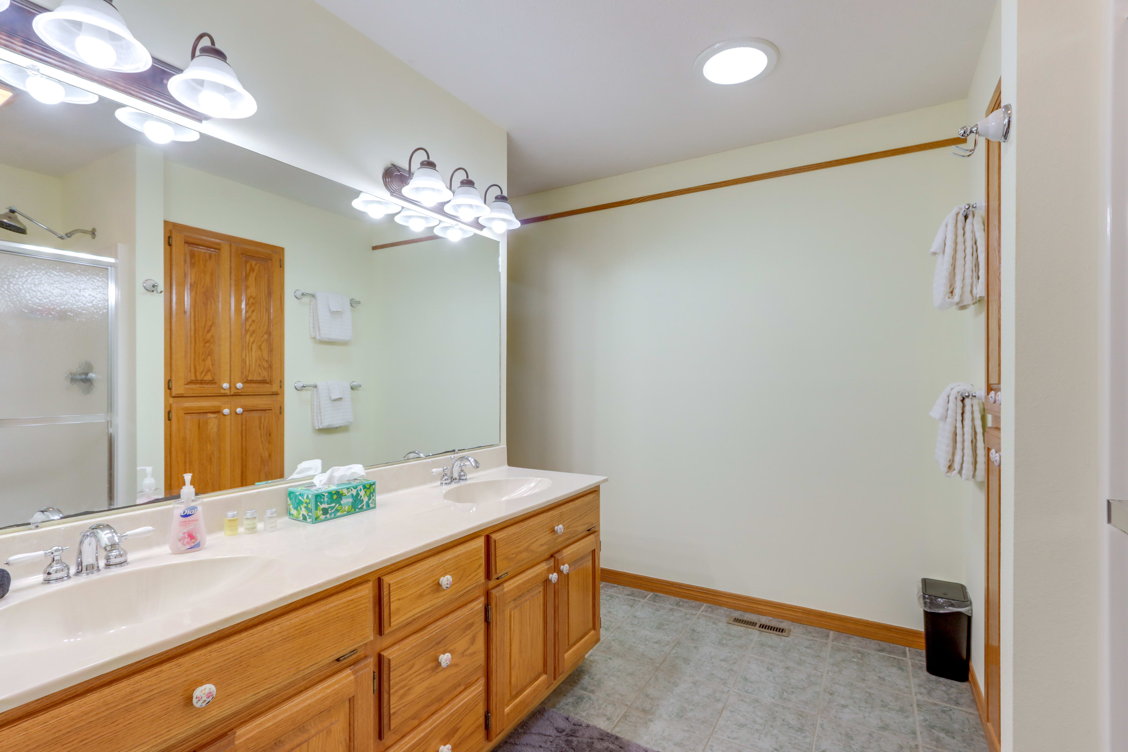 En-Suite Bathroom | Towels Provided | Shower | 1st Floor