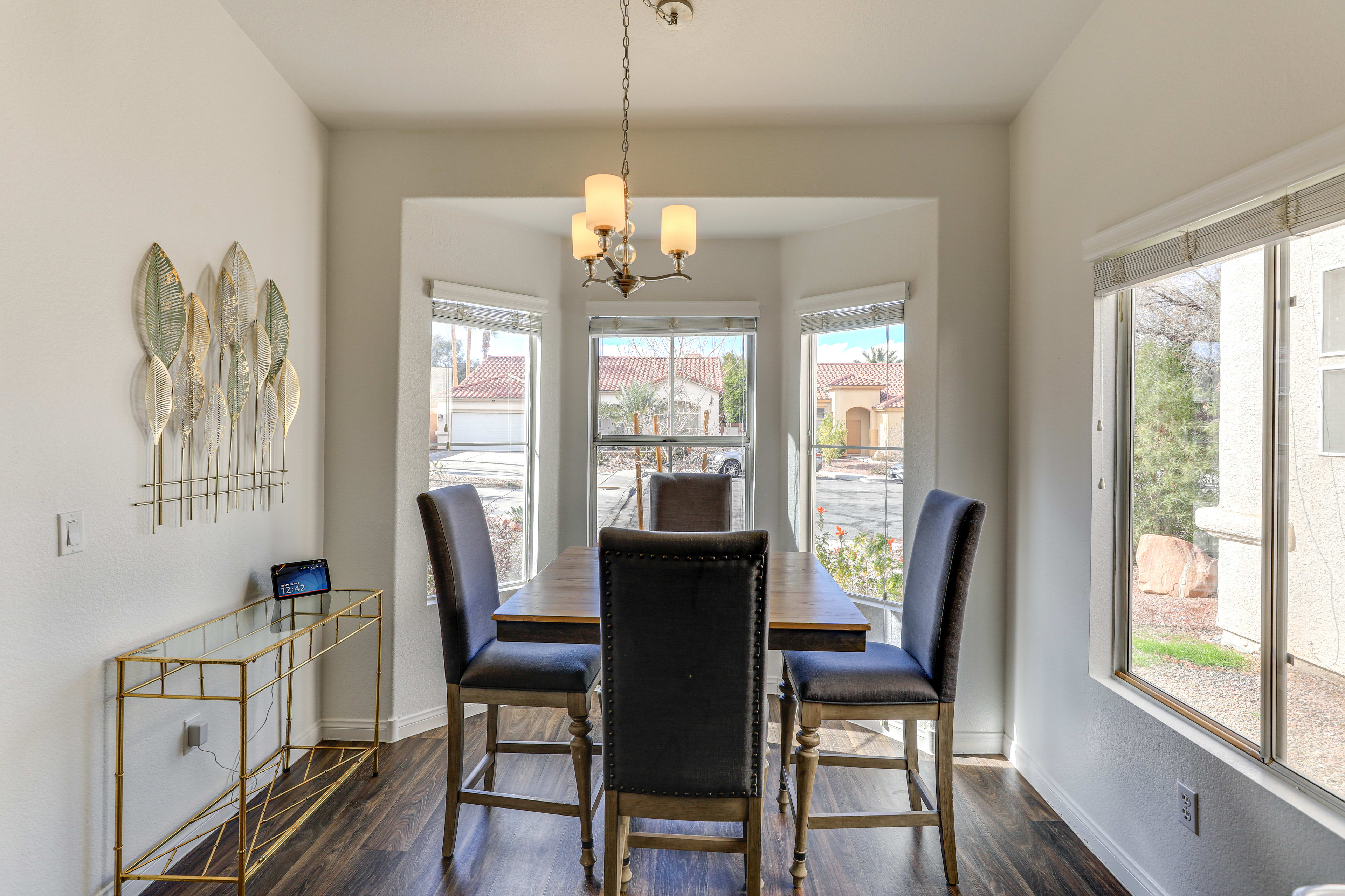 Dining Area | Dishware + Flatware