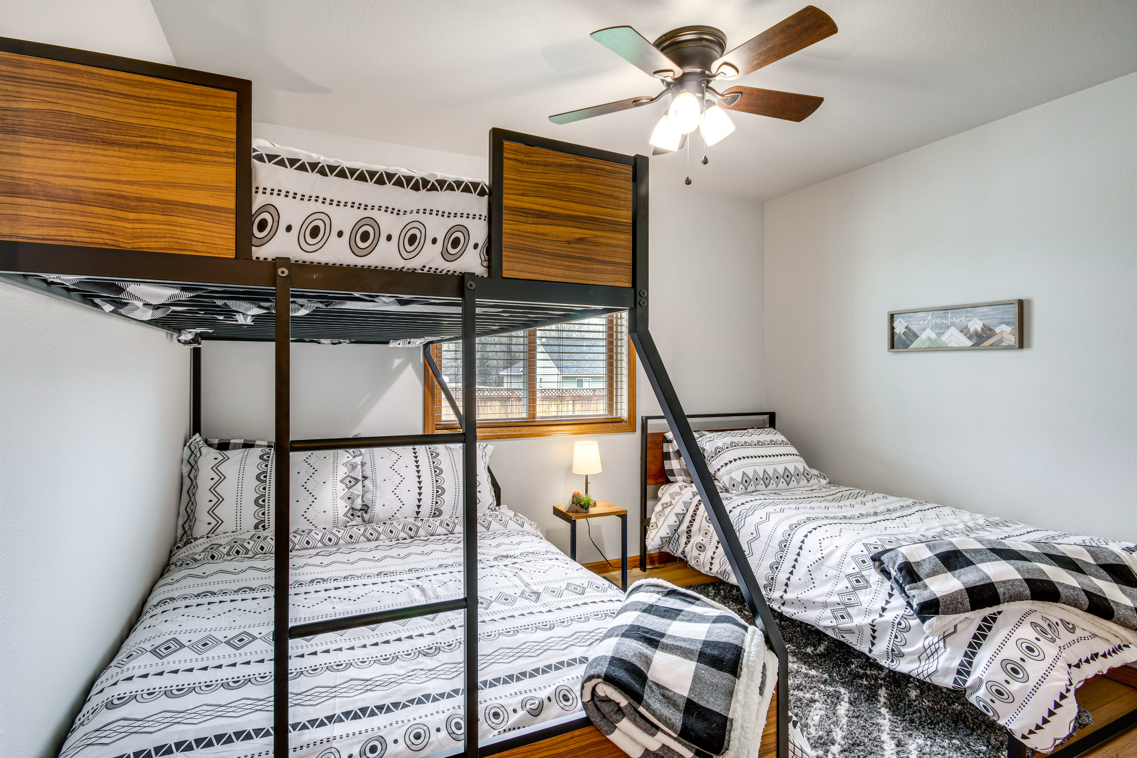 Bedroom 3 | Twin/Full Bunk Bed | Twin Bed