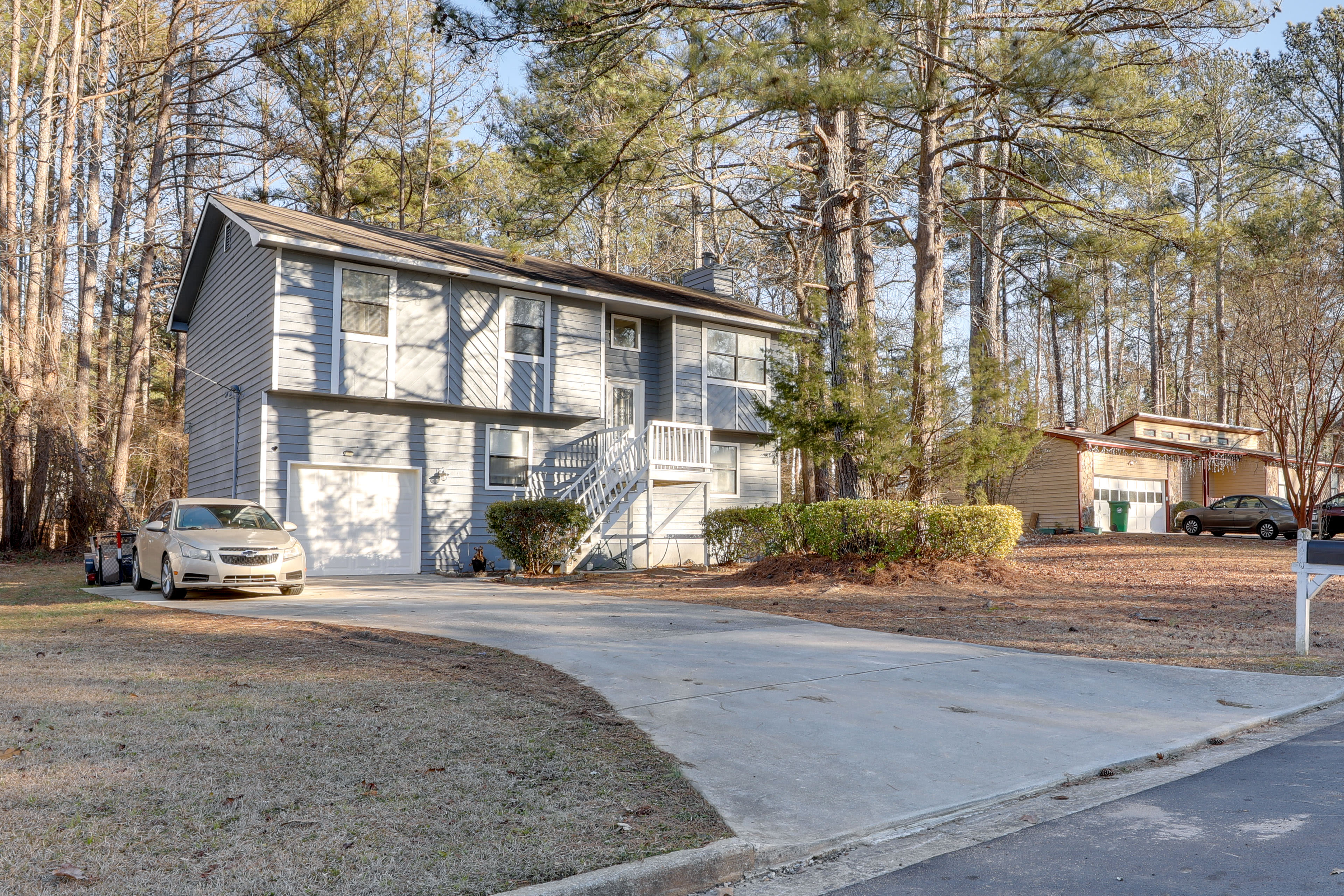 Lithonia Vacation Rental | 3BR | 1BA | 1,200 Sq Ft | Stairs Required