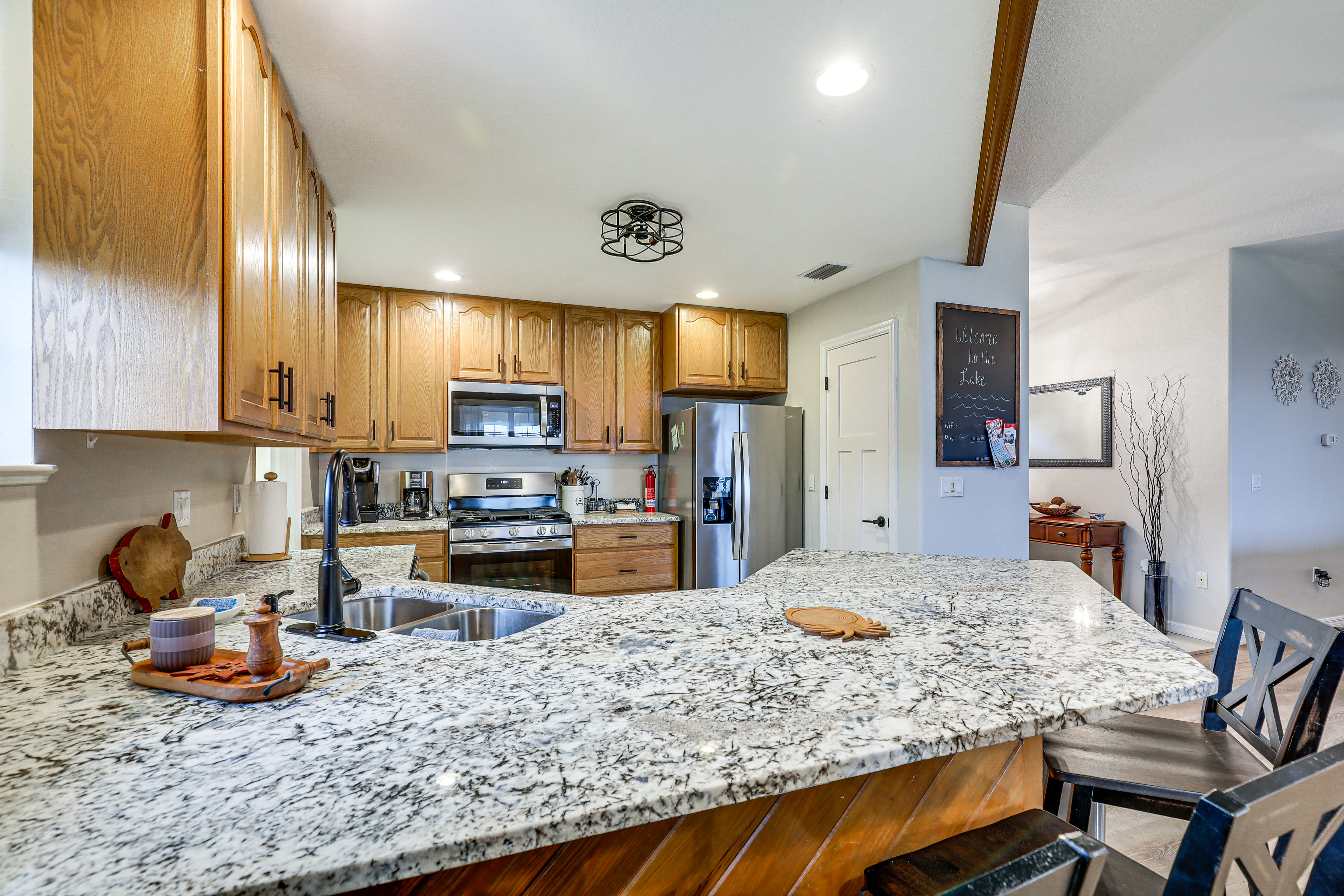 Kitchen | Bar Seating