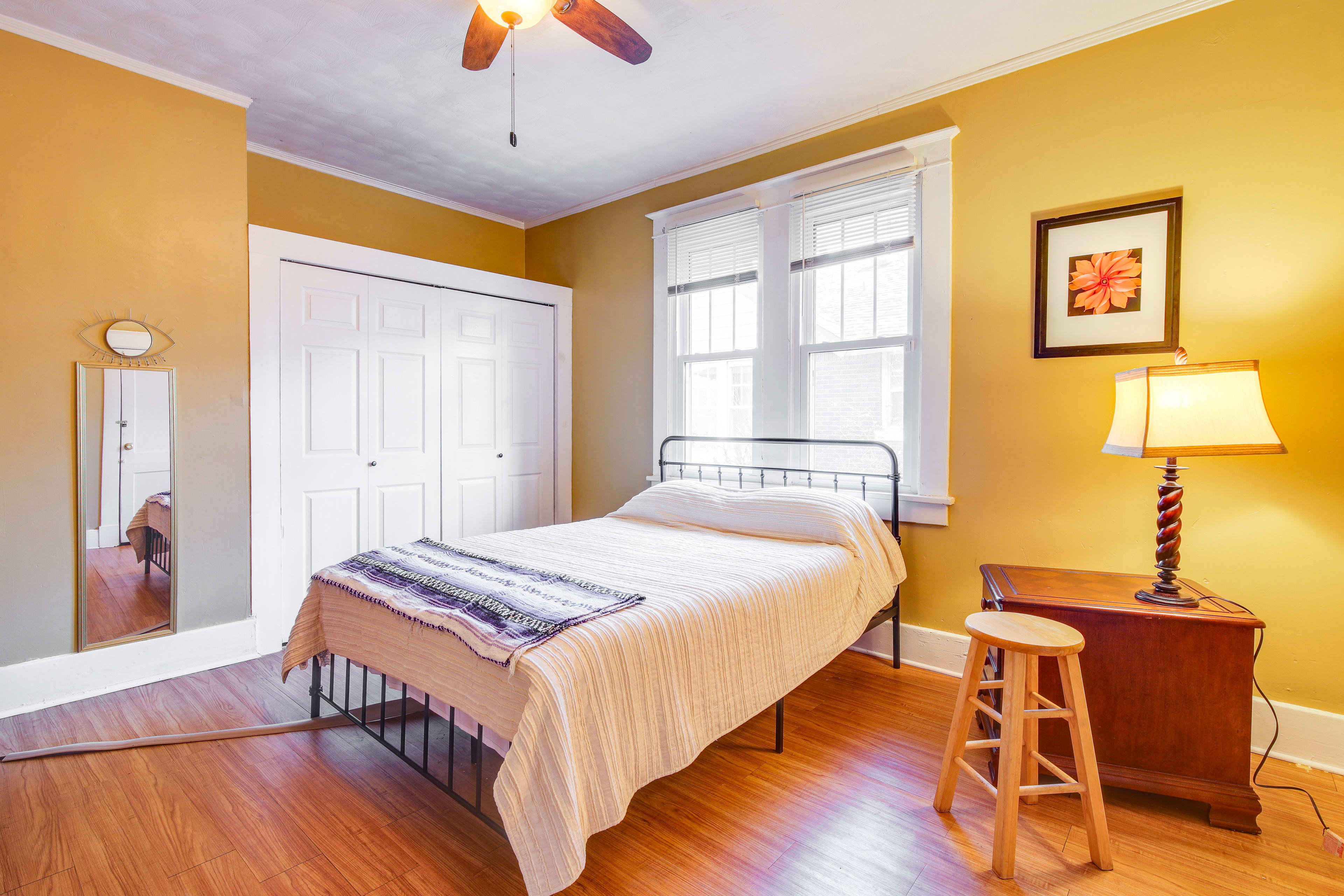 Bedroom 2 | Queen Bed | Flat-Screen TV