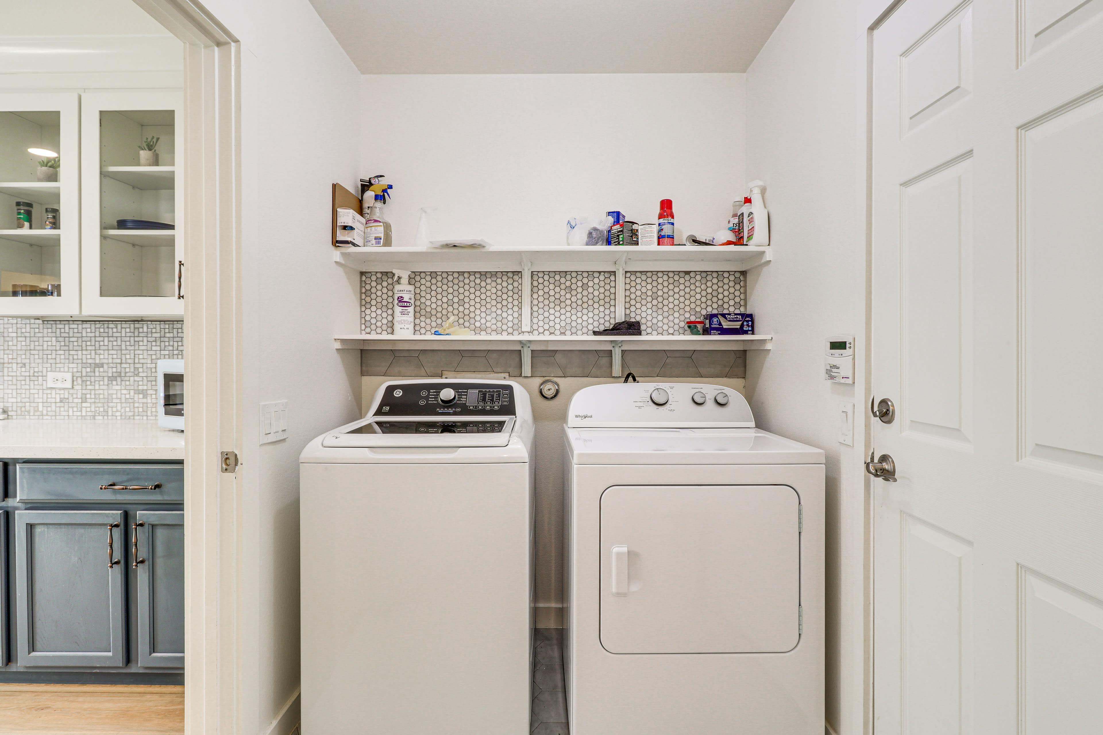 Washer & Dryer | Detergent Provided