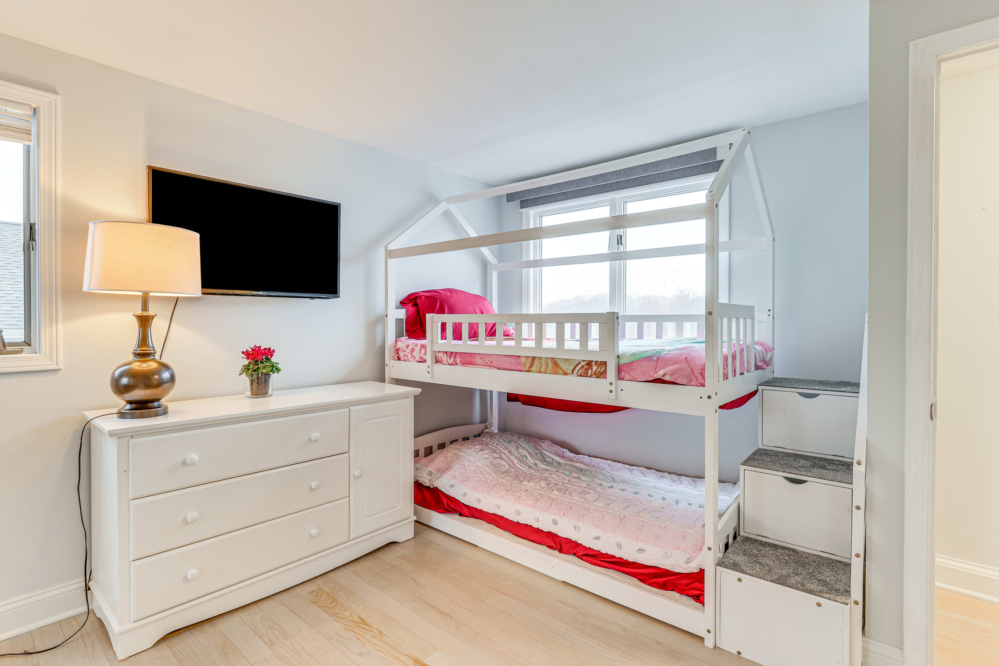 Bedroom 2 | 2nd Floor | Twin Bunk Bed | Twin Cot