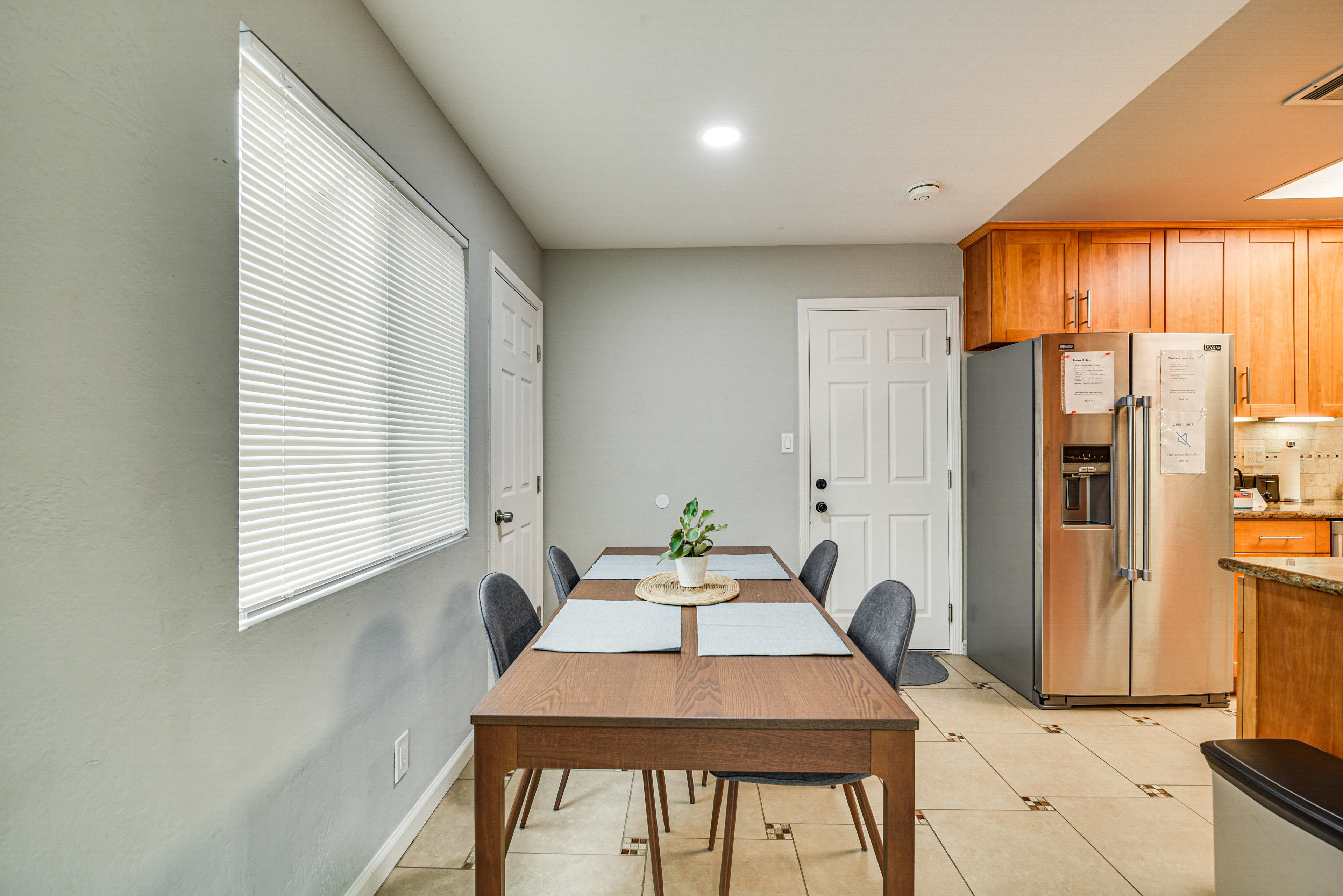 Dining Room | Dishware & Flatware Provided