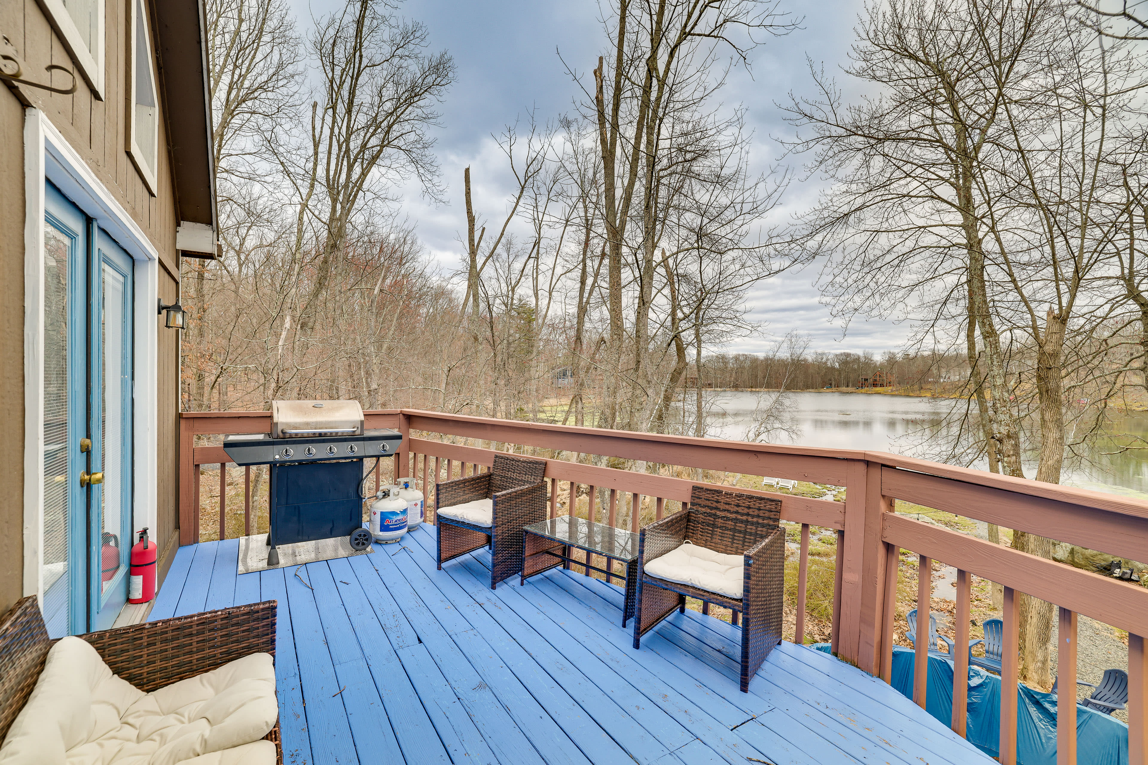 2nd-Floor Deck | Gas Grill | Patio Seating | Lake Views