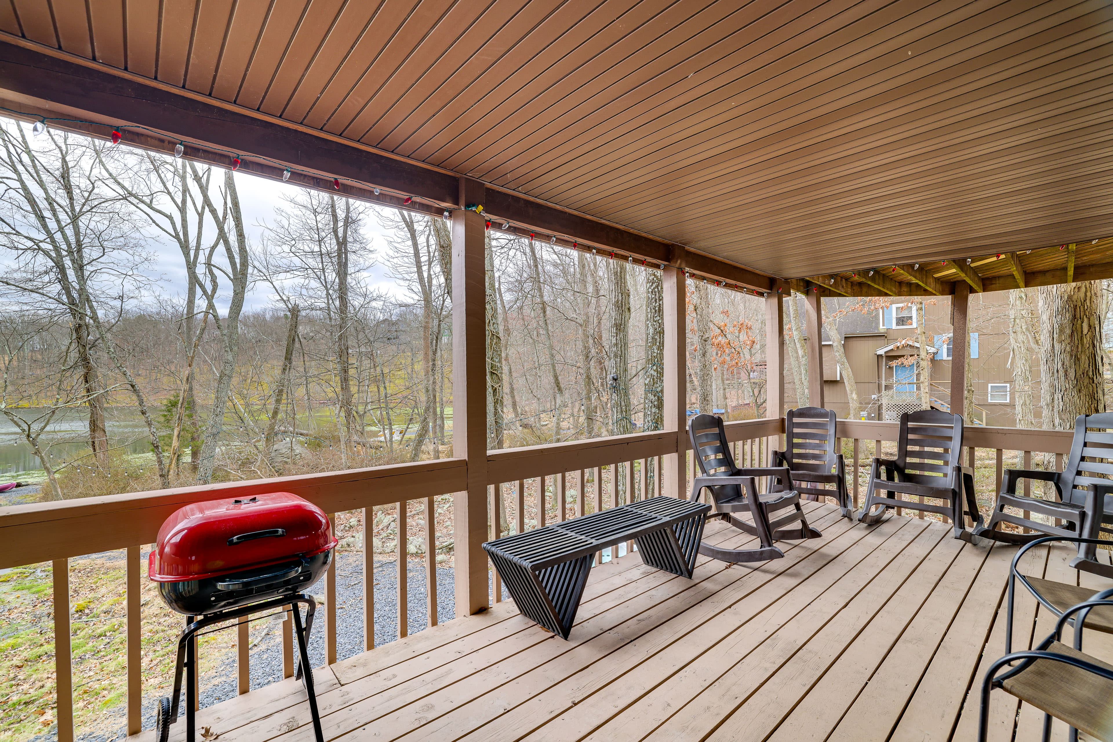 1st-Floor Deck | Charcoal Grill | Rocking Chairs