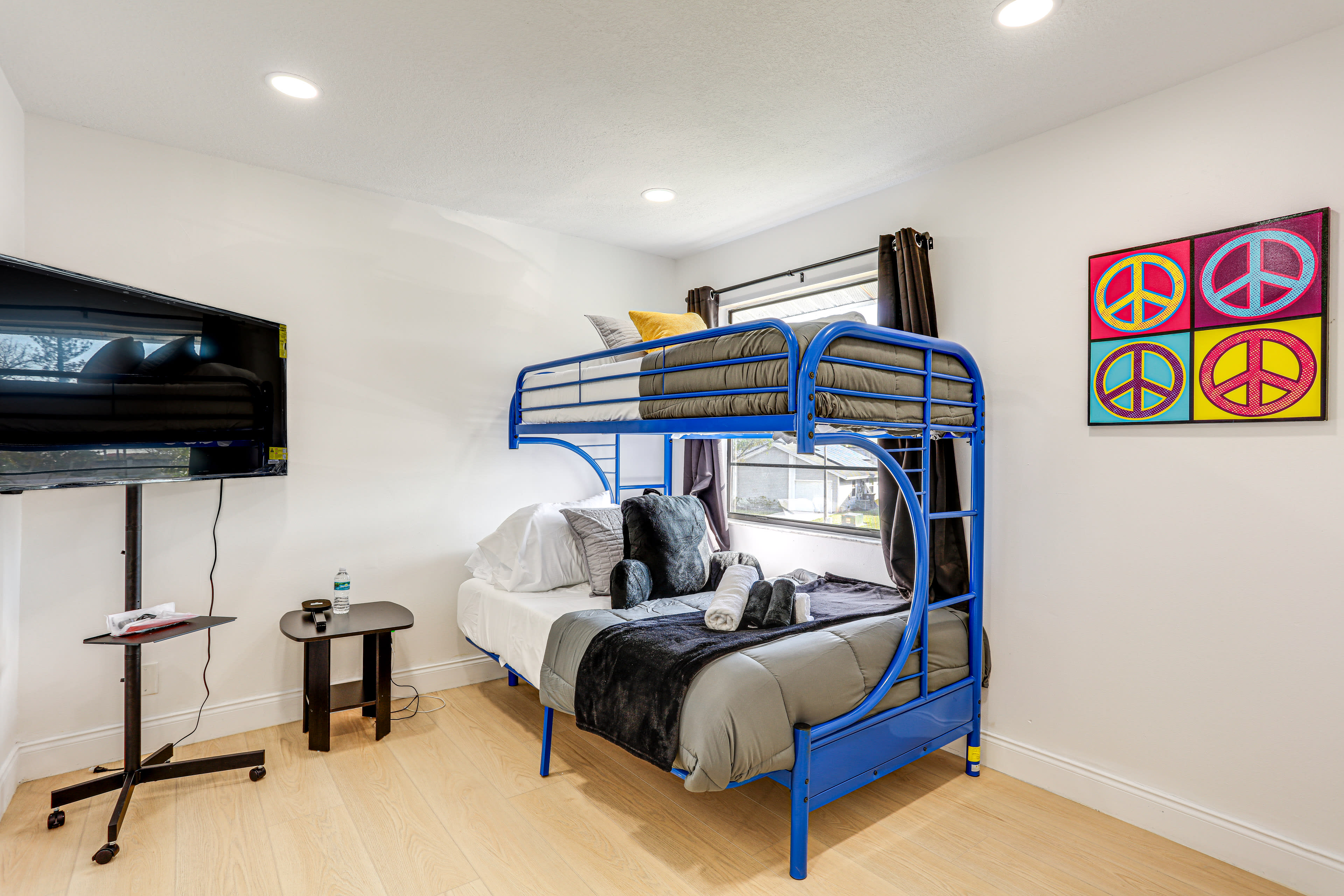 Bedroom 3 | 2nd Floor | Twin/Full Bunk Bed