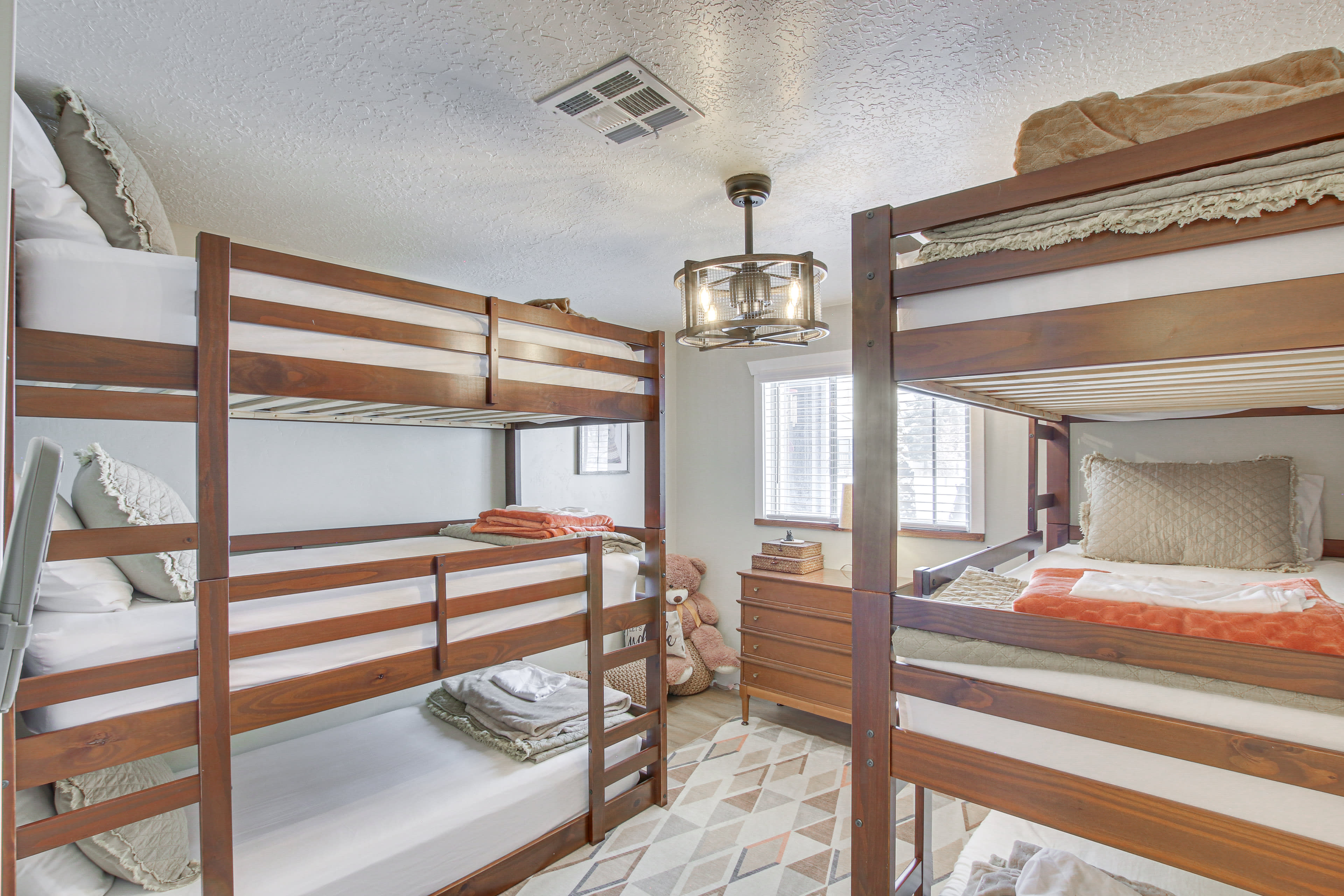 Bedroom 3 | 2 Triple Twin Bunk Beds