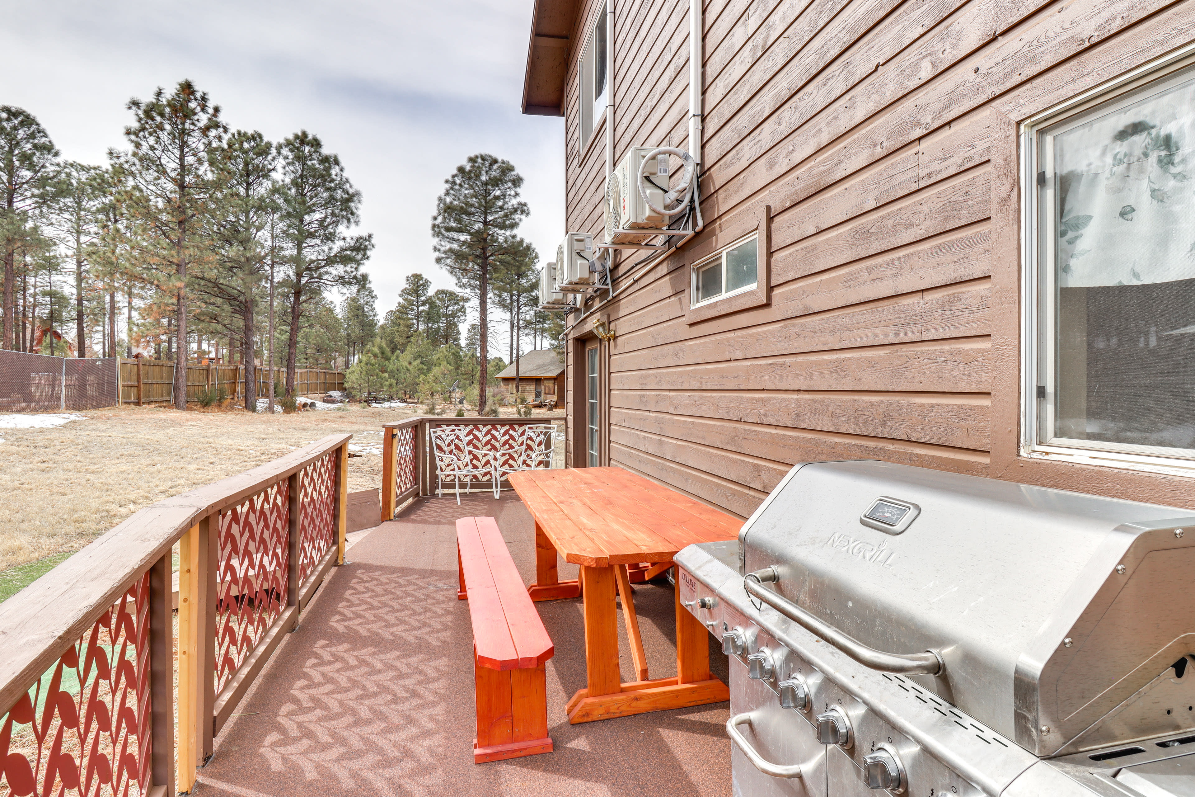 Front Deck | Gas Grill