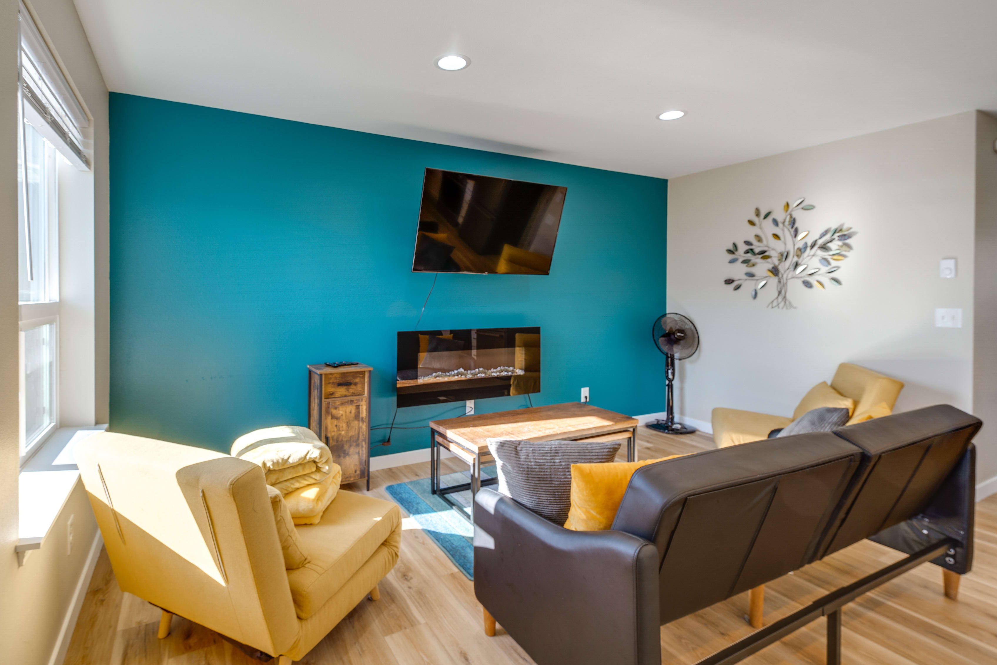 Living Room | Full Futon | 2 Twin Sleeper Sofas | Electric Fireplace | Smart TV