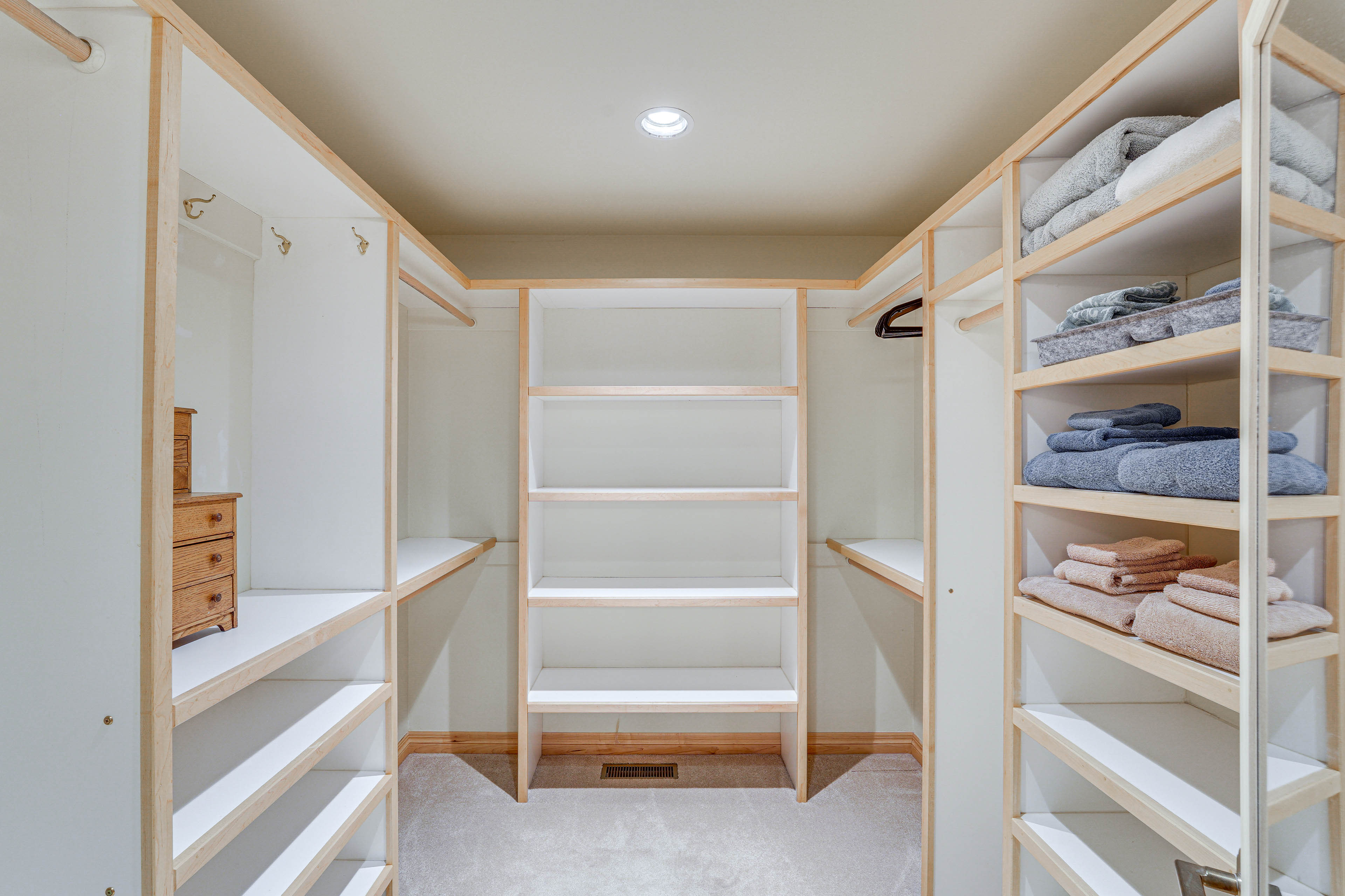 Walk-In Closet | 1st Floor