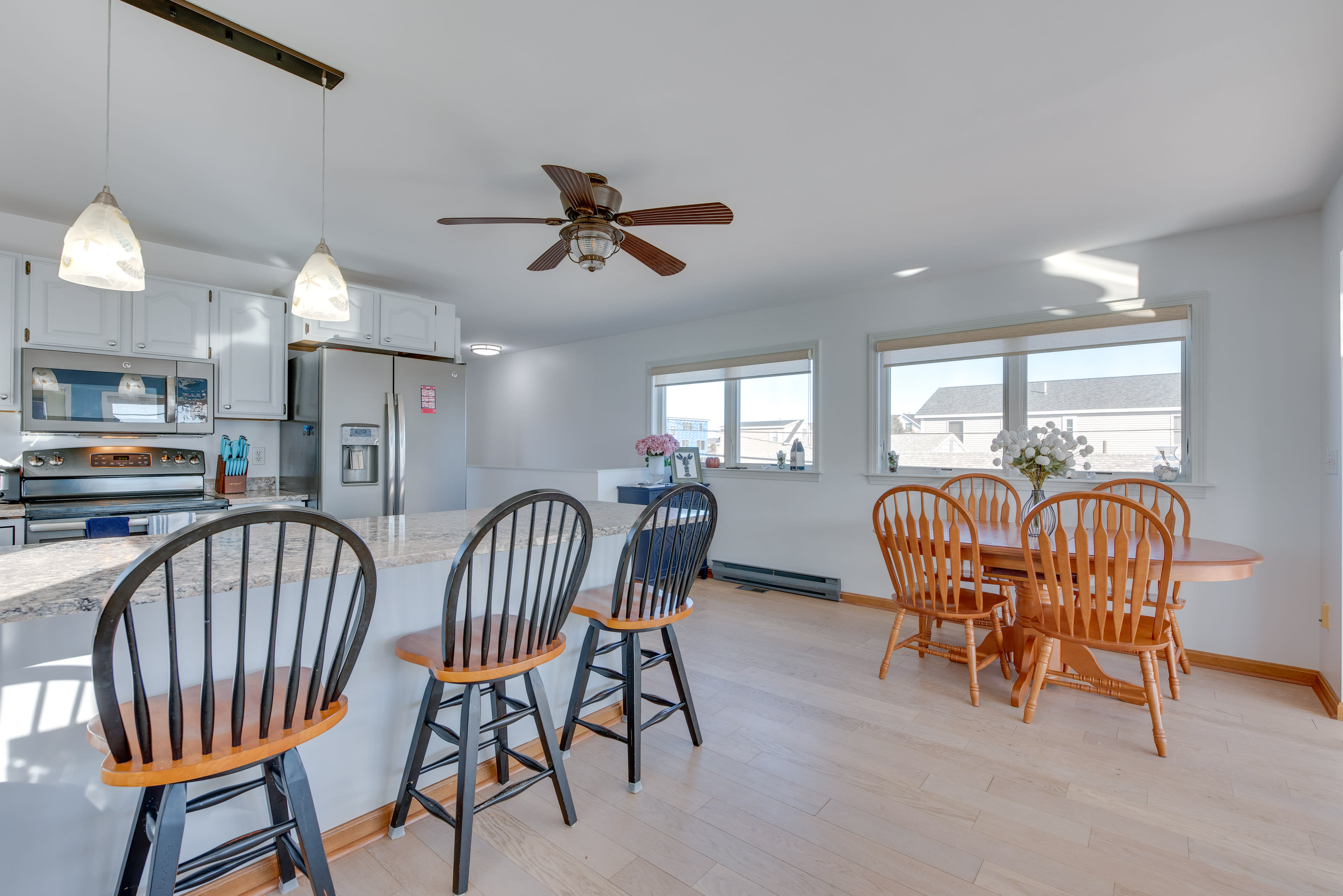 Dining Area | Dishware & Flatware | 3rd Floor