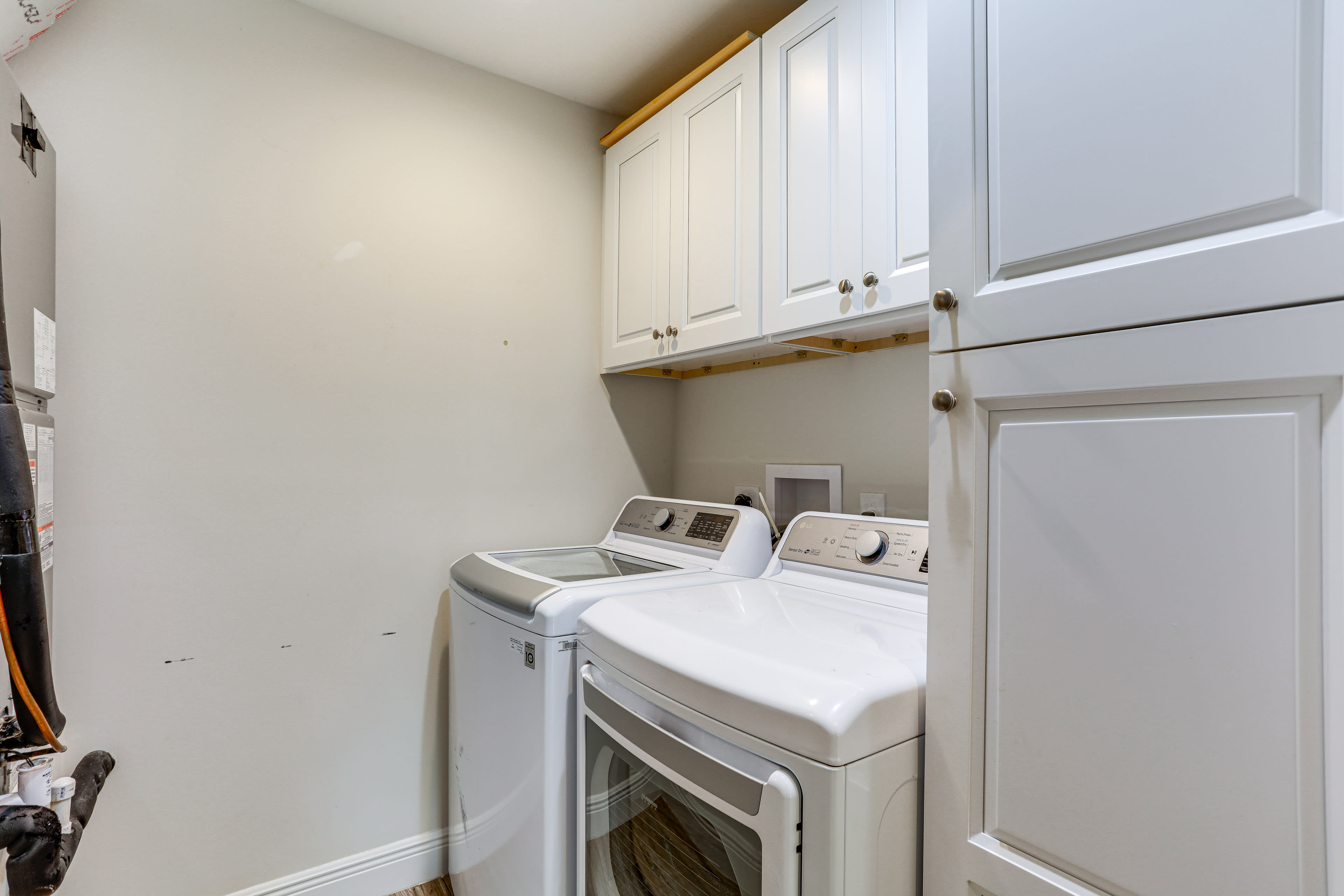 Laundry Area | Washer/Dryer