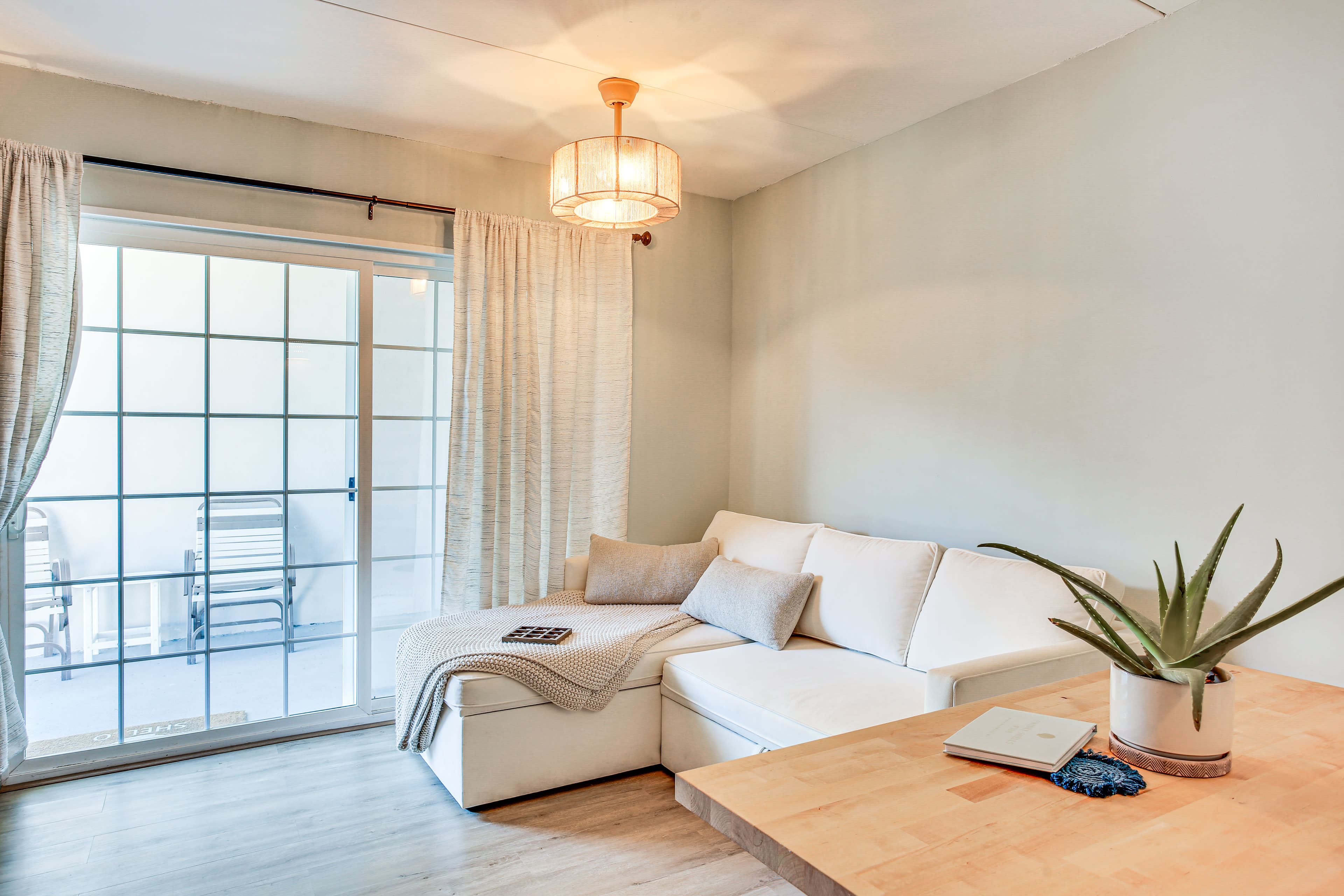 Living Area | Queen Sleeper Sofa | Flat-Screen TV