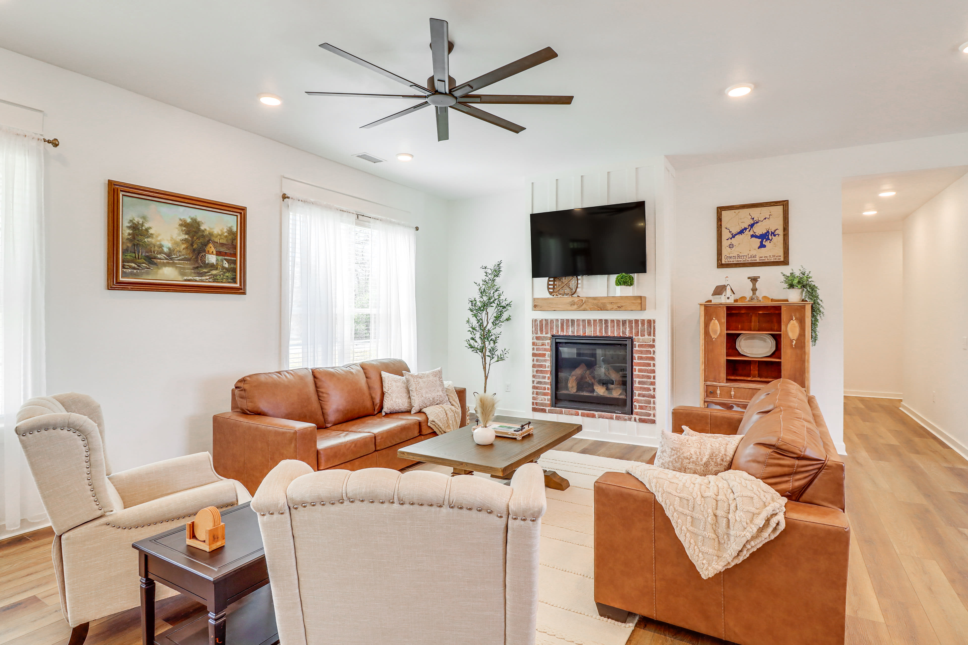 Living Room | 2 Queen Sleeper Sofas | Smart TV | Gas Fireplace