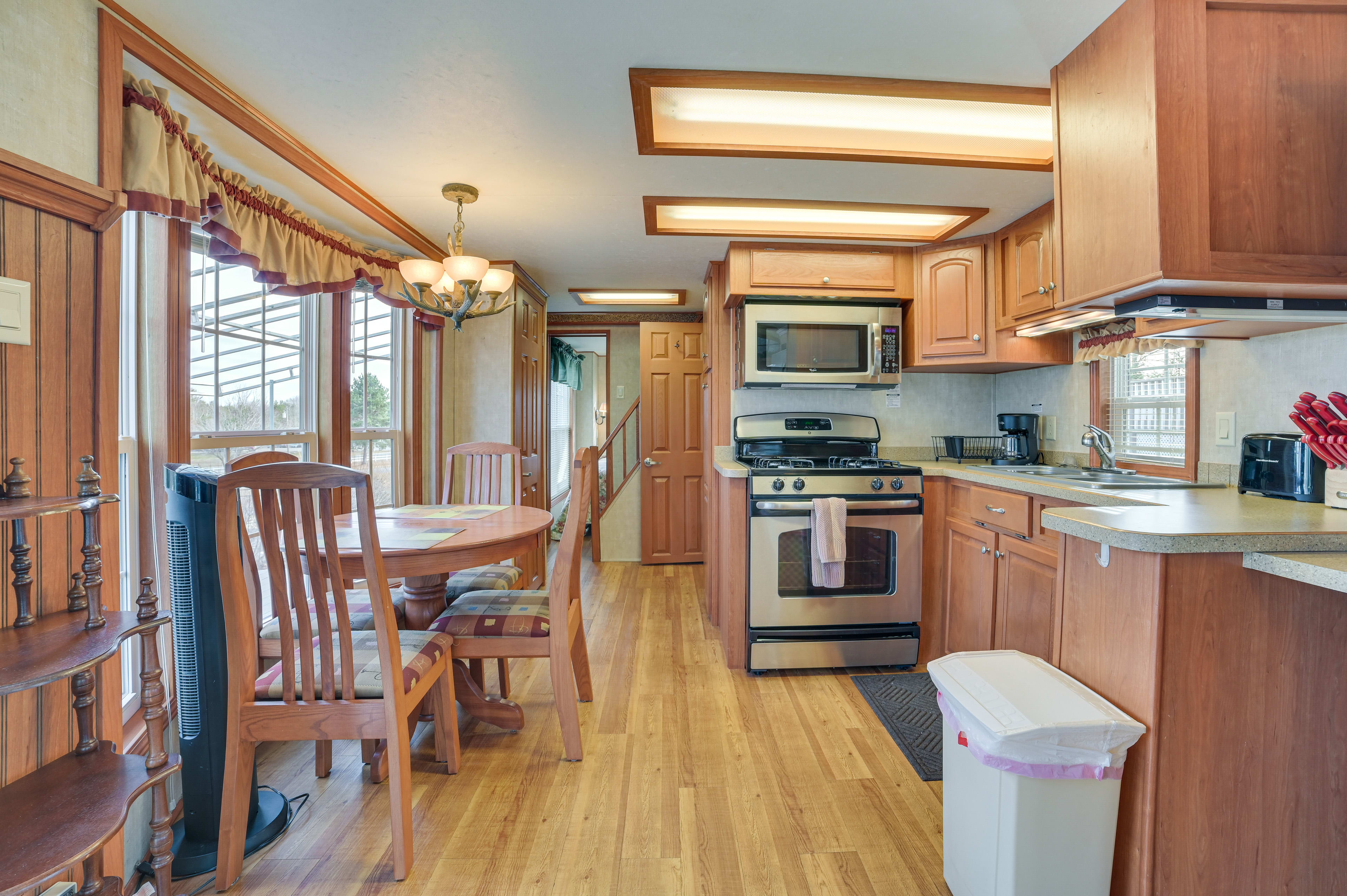 Dining Area | 1st Floor