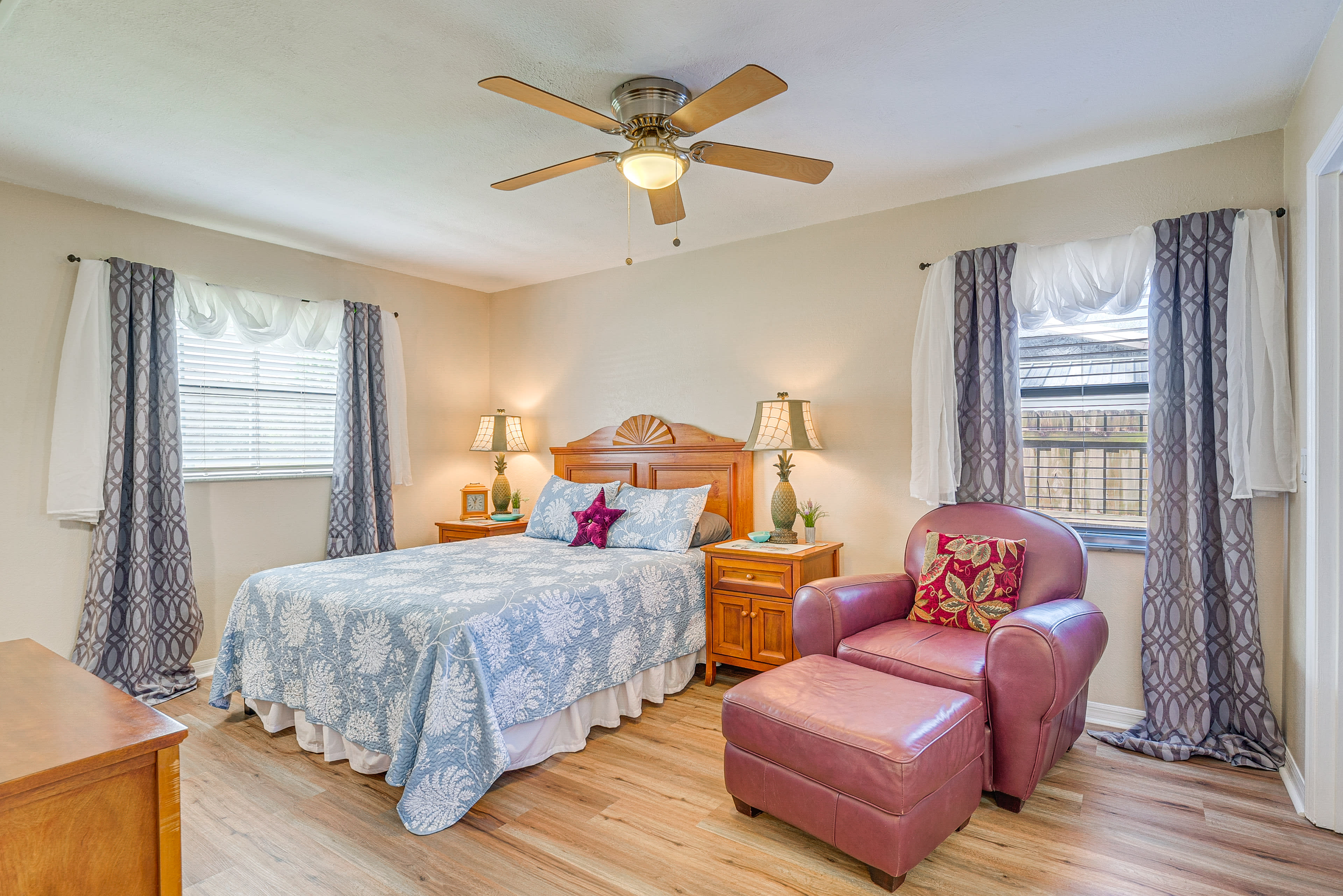 Bedroom Suite | Queen Bed | Walk-In Closet | Linens Provided