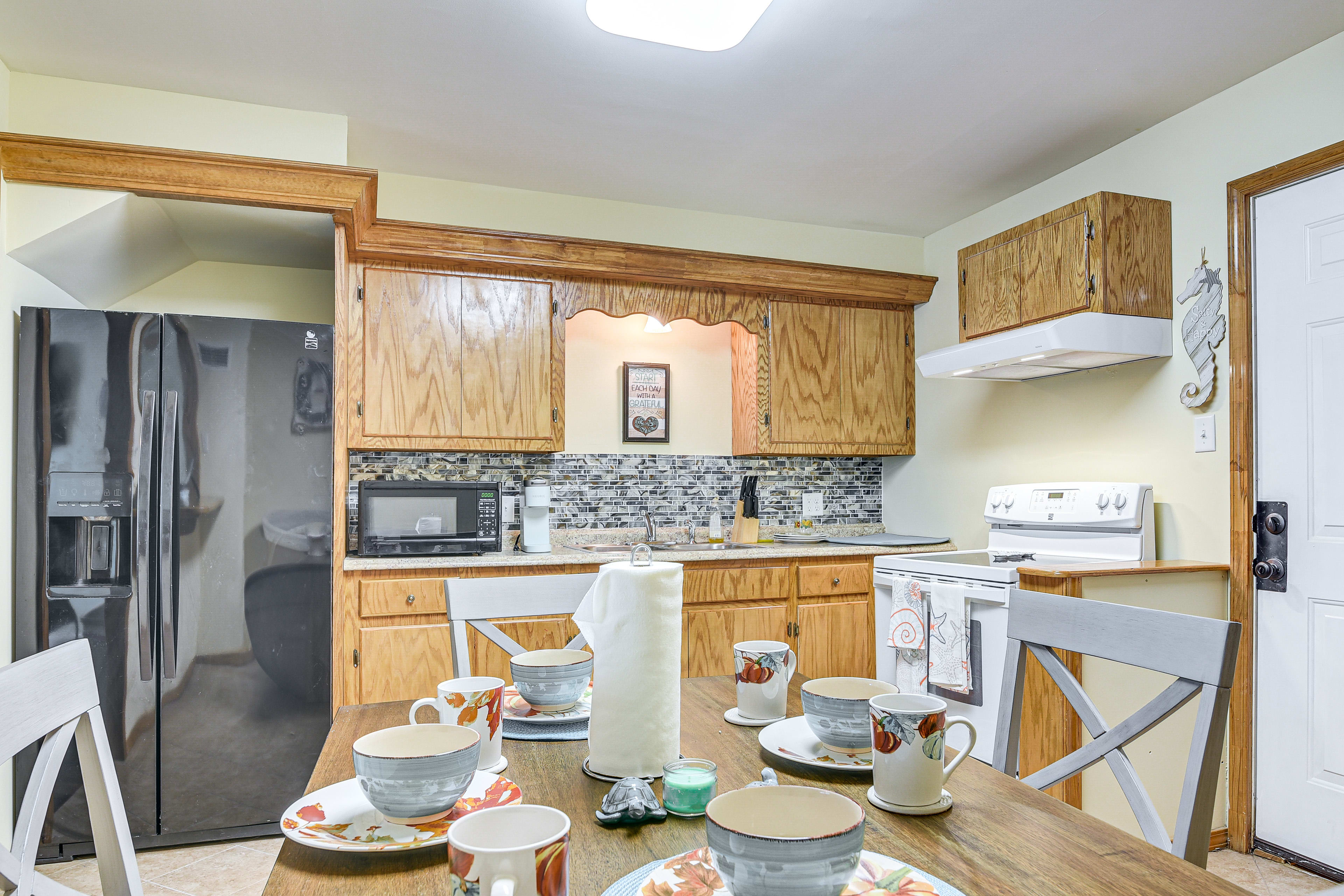 Kitchen | 1st Floor | Keurig Coffee Maker