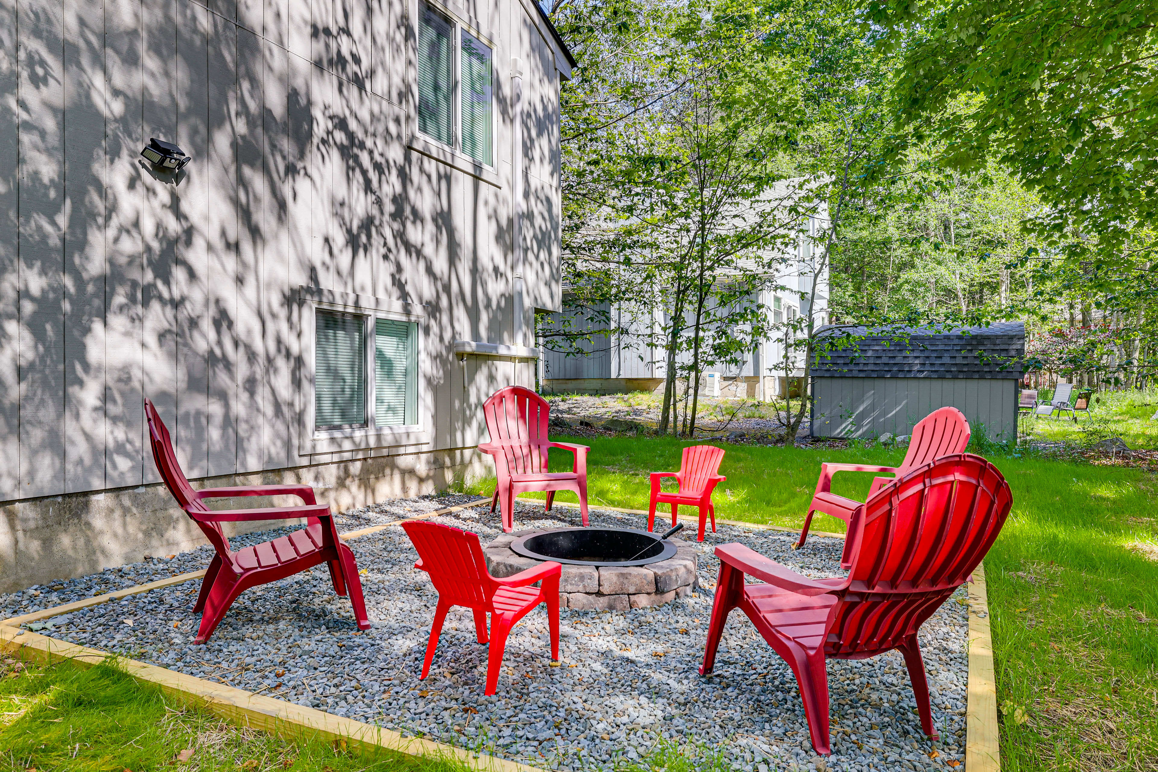 Backyard | Wood-Burning Fire Pit