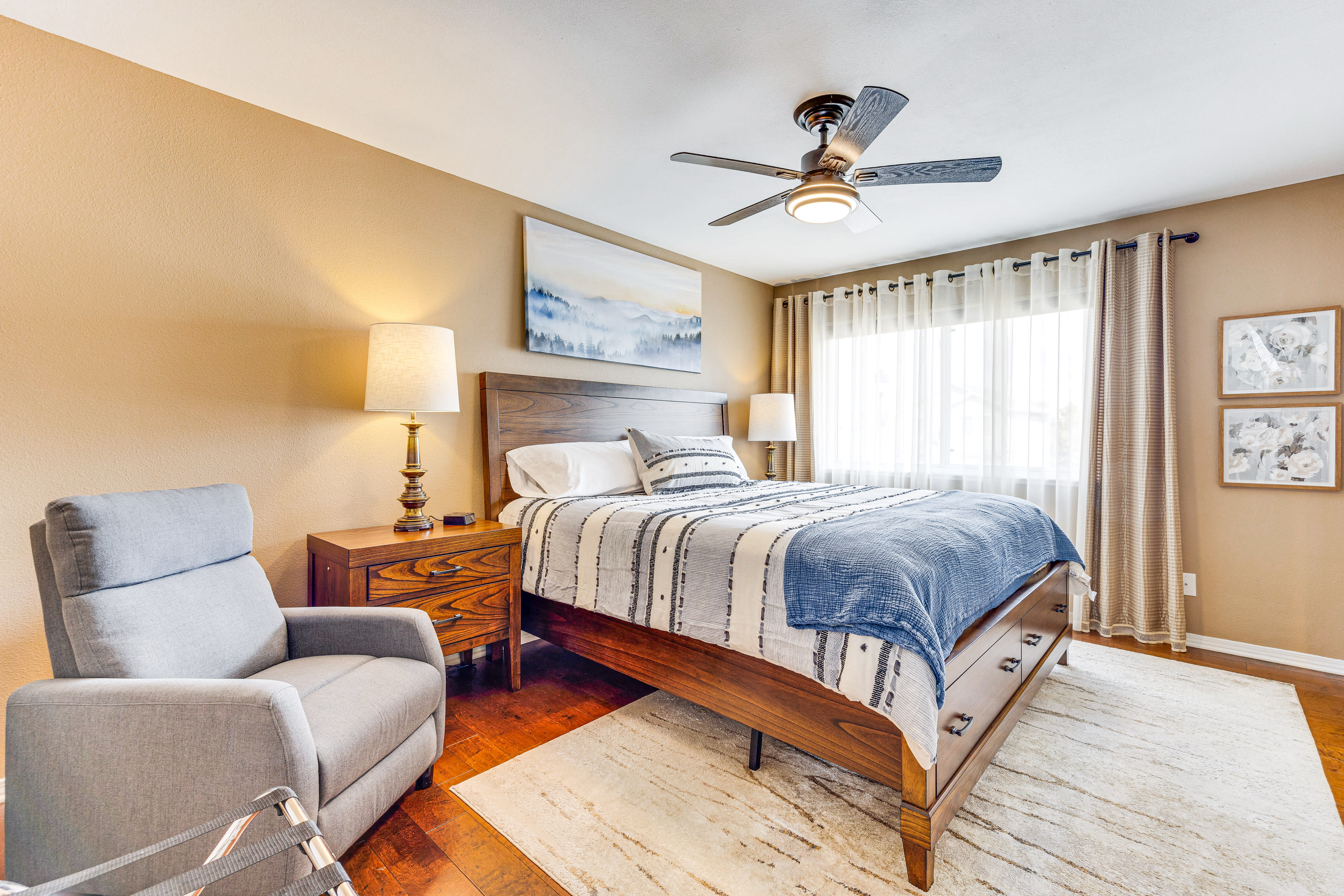 Bedroom Suite | King Bed | Linens Provided | 2nd Floor | Smart TV