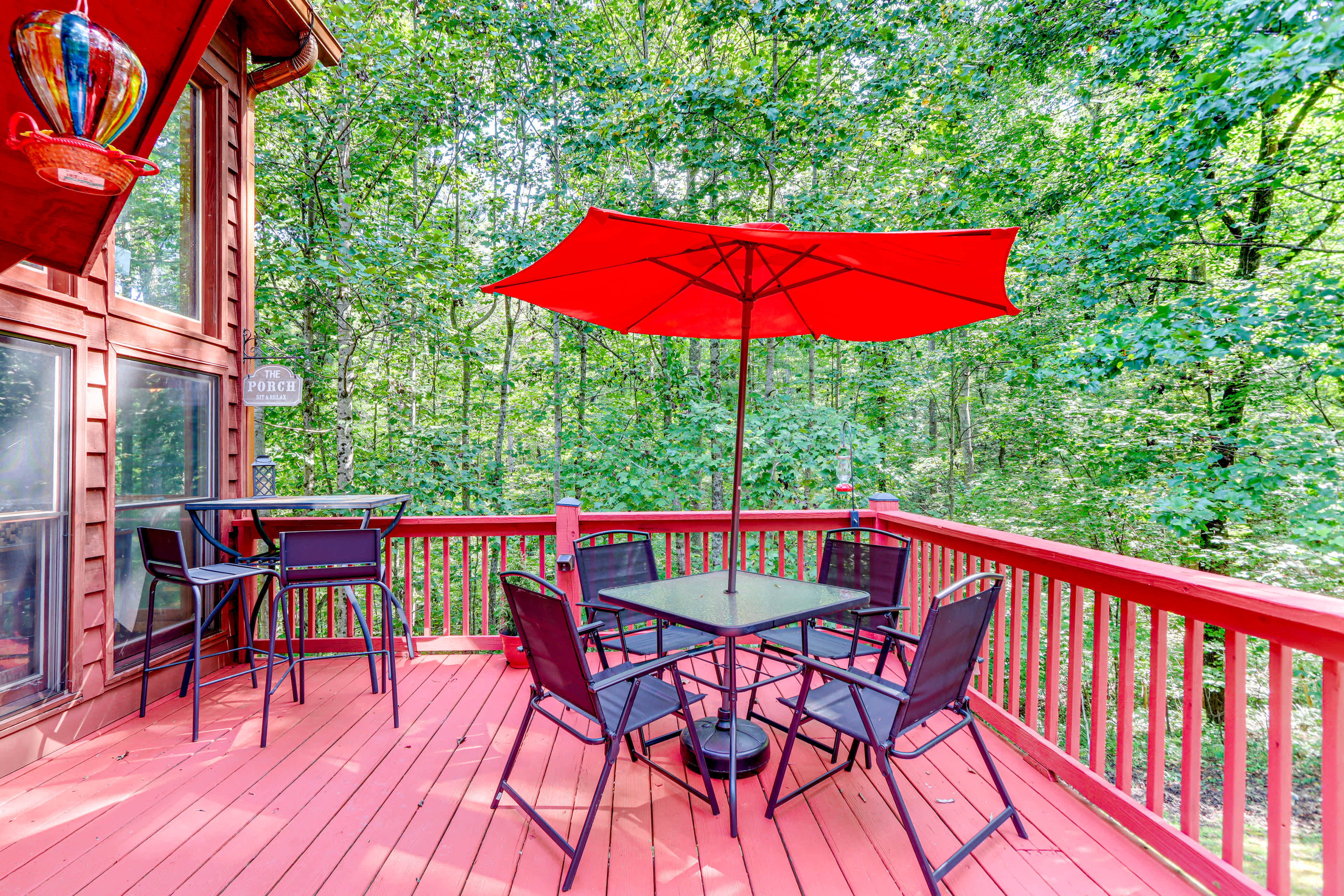 Talking Rock Vacation Rental | 3BR | 3BA | 2,084 Sq Ft | Stairs Required