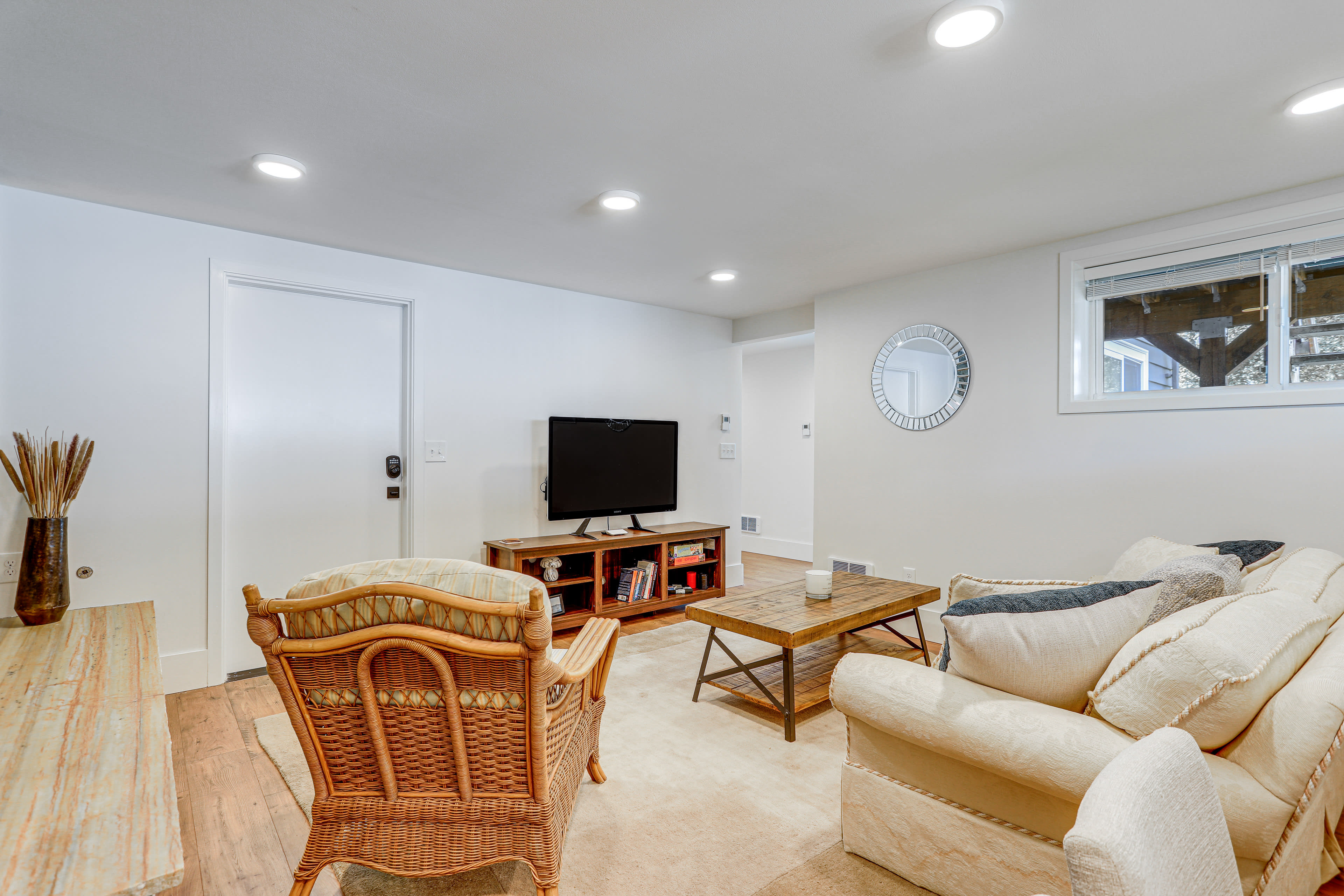 Living Room | Smart TV | Electric Heating