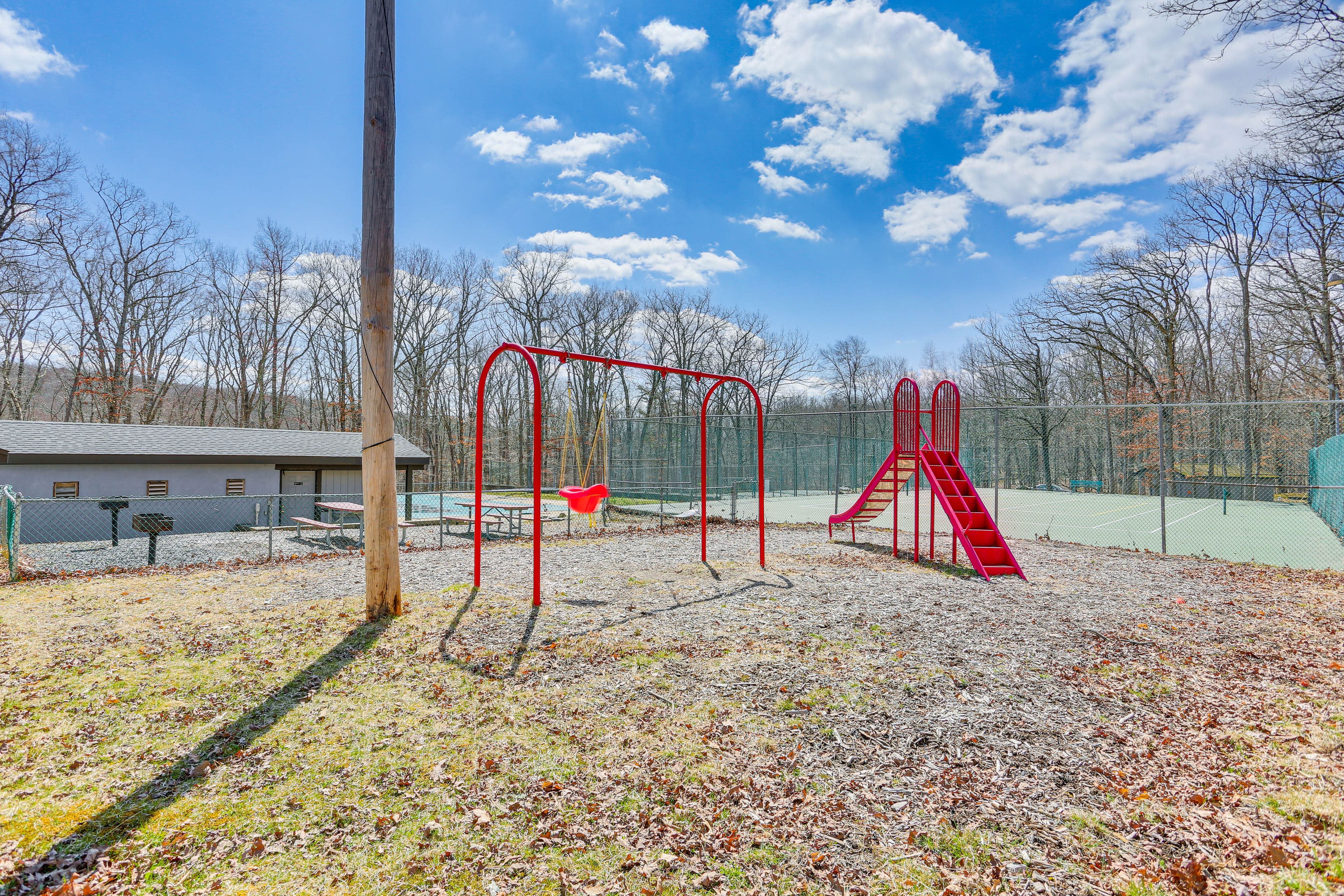 Community Amenities | Tennis Court | Playground