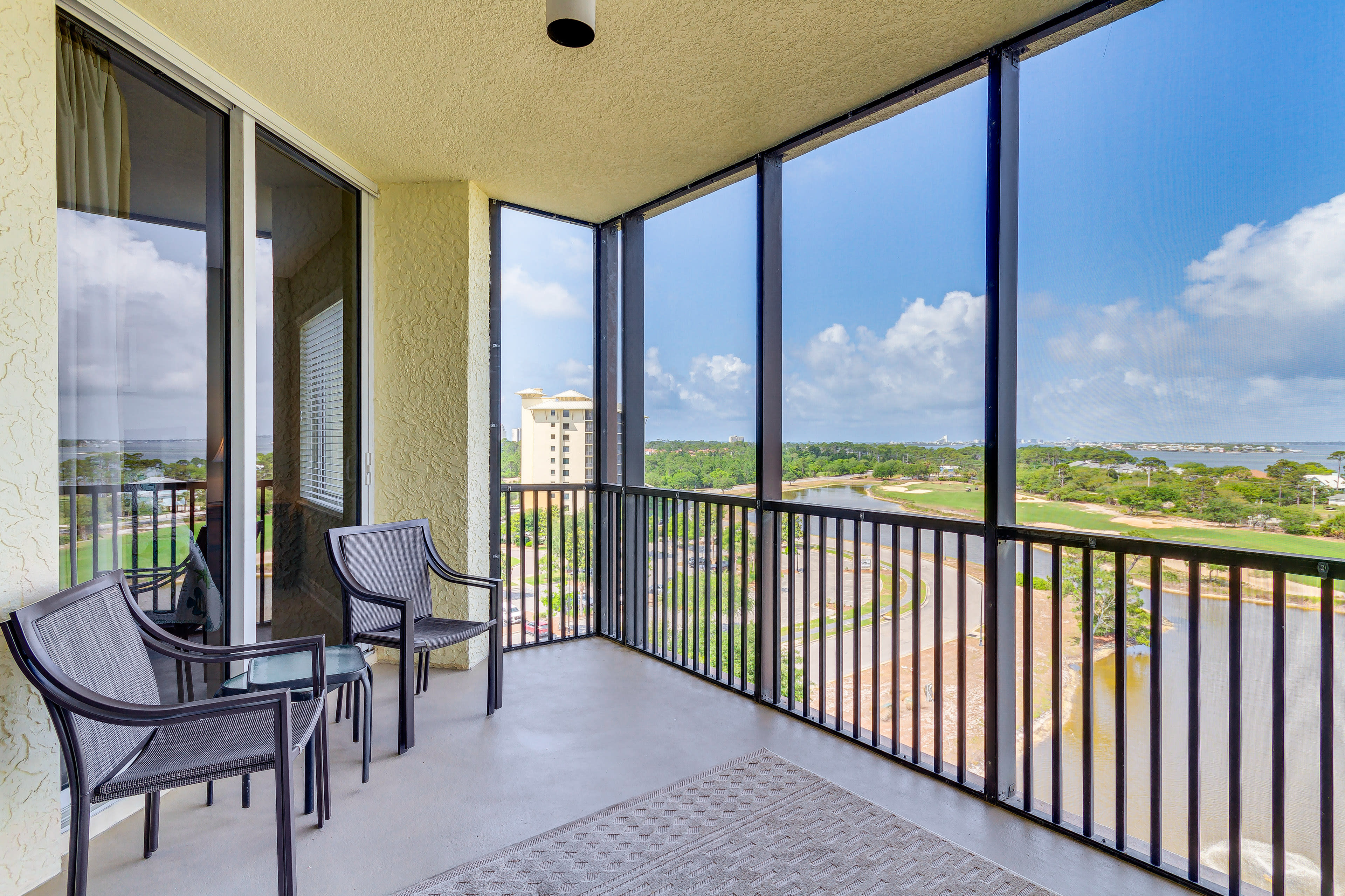 Screened Balcony | Golf Course & Sunset Views | 8th-Floor Condo