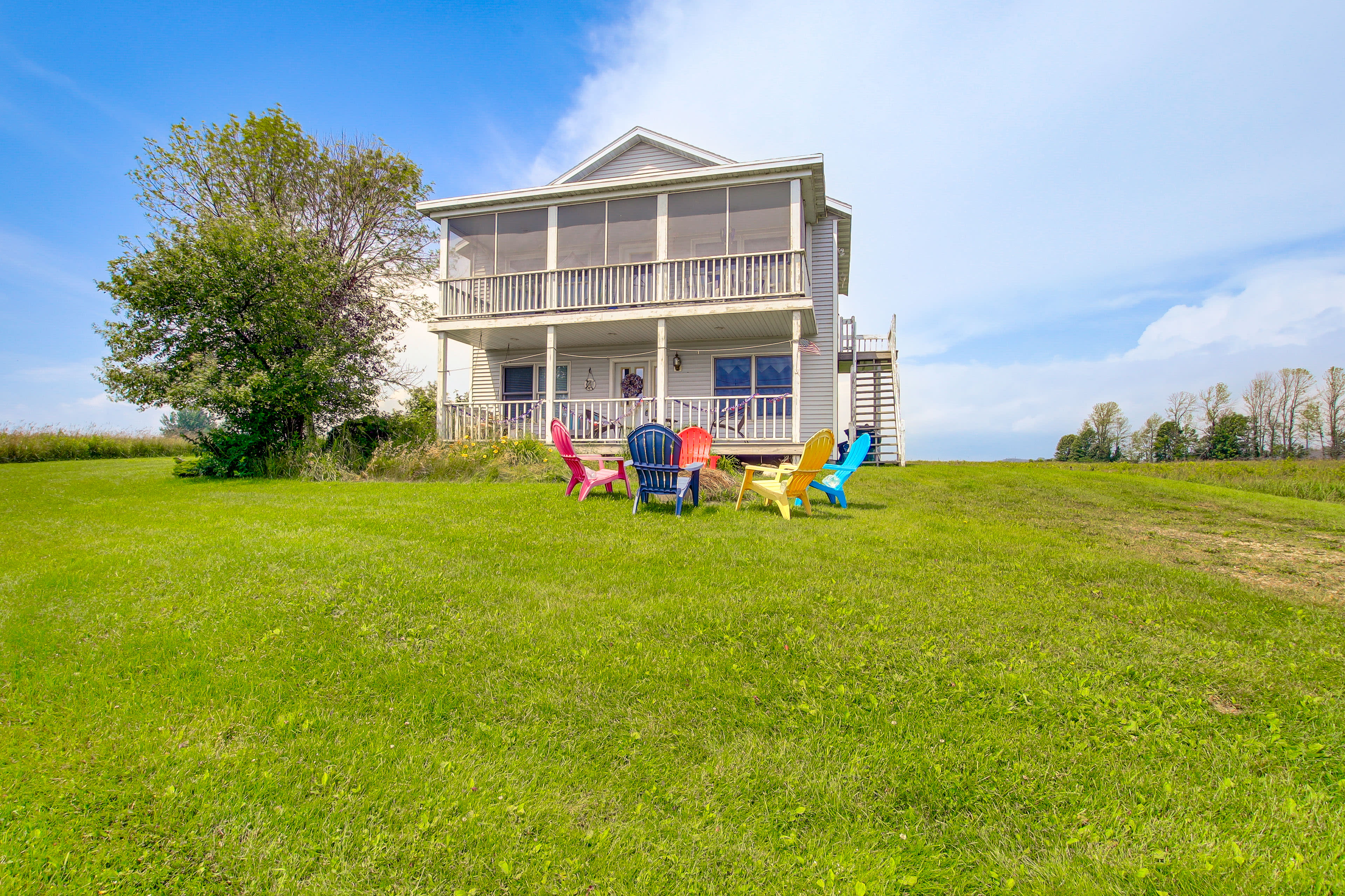 Fire Pit | Private Yard | Near Lake Michigan