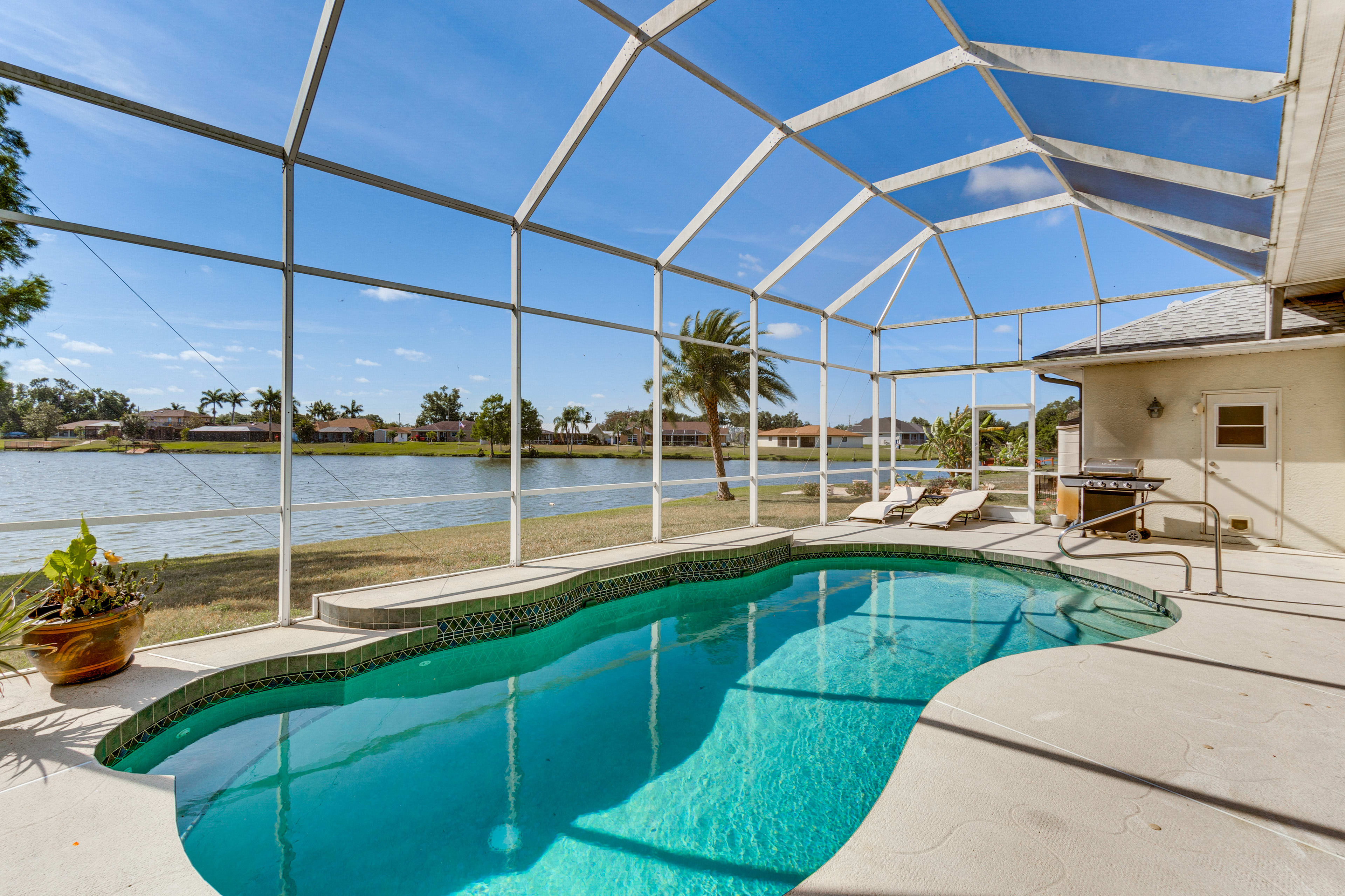 Private Screened Pool | On-Site Canal Access | 5 Mi to Port Charlotte Beach Park